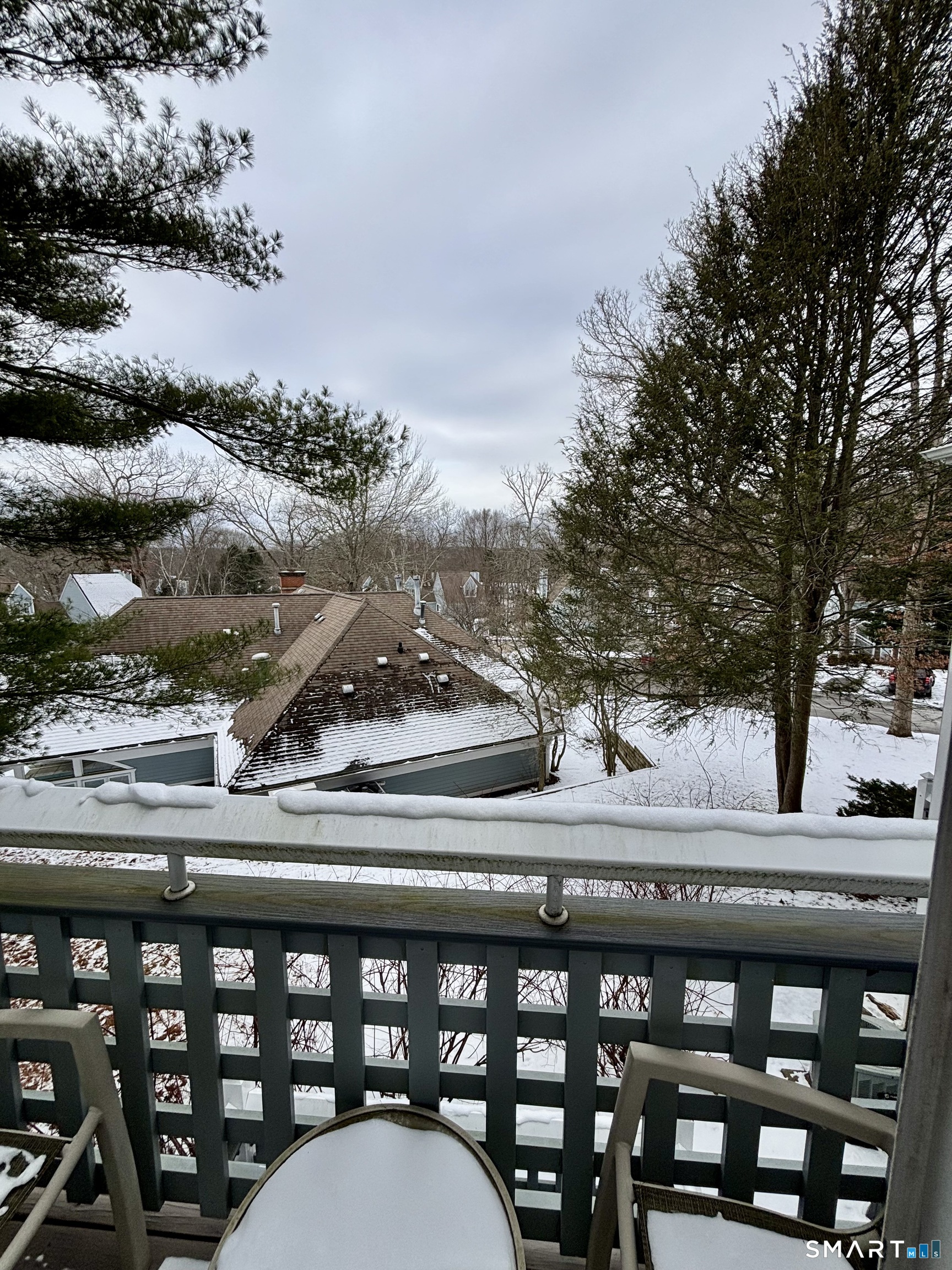 Photo 11 of 221 Old Pond Lane, Norwich, CT