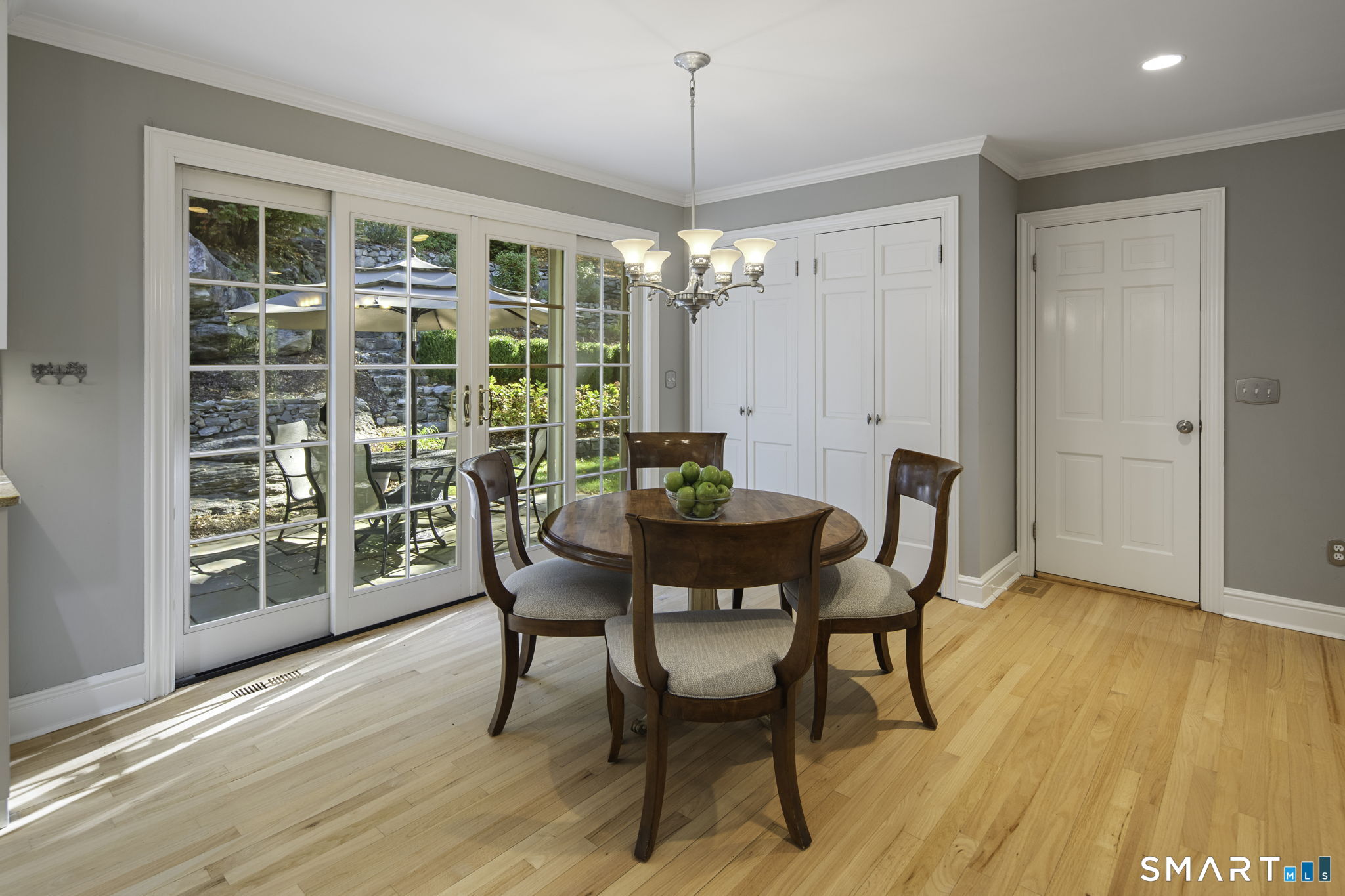 Photo 12 of 20 Pheasant Run Road, Wilton, CT