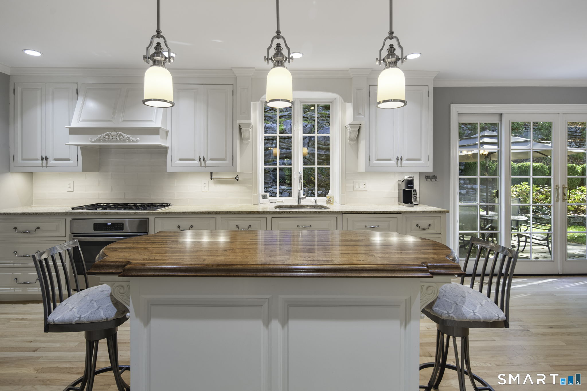 Photo 11 of 20 Pheasant Run Road, Wilton, CT