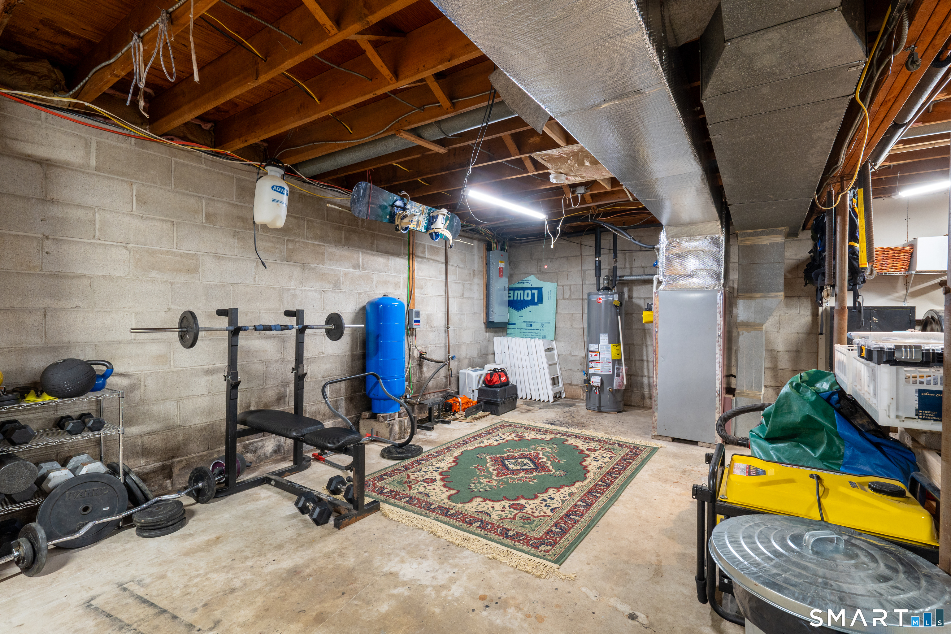 2 Pine Hill, New Fairfield, 06812, 3 Bedrooms Bedrooms, 0 ,2 BathroomsBathrooms,Single Family For Sale,For Sale,Pine Hill,0,24100665