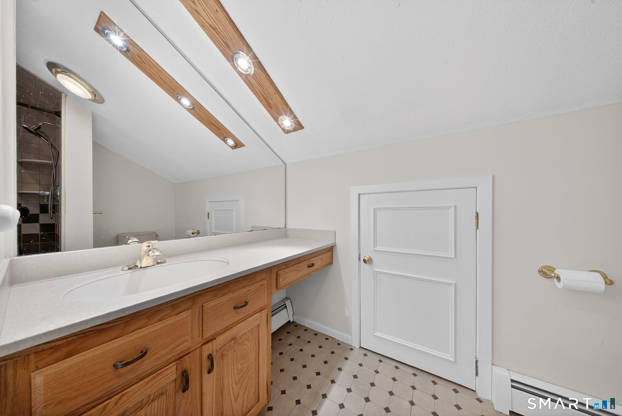 Photo 16 of 36 Farms Road, Avon, CT