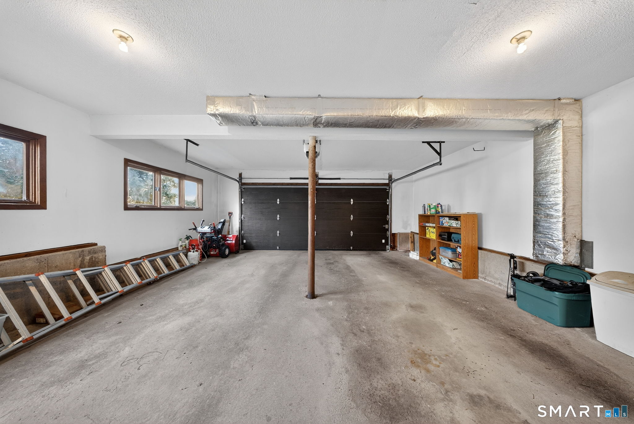 Photo 27 of 36 Farms Road, Avon, CT