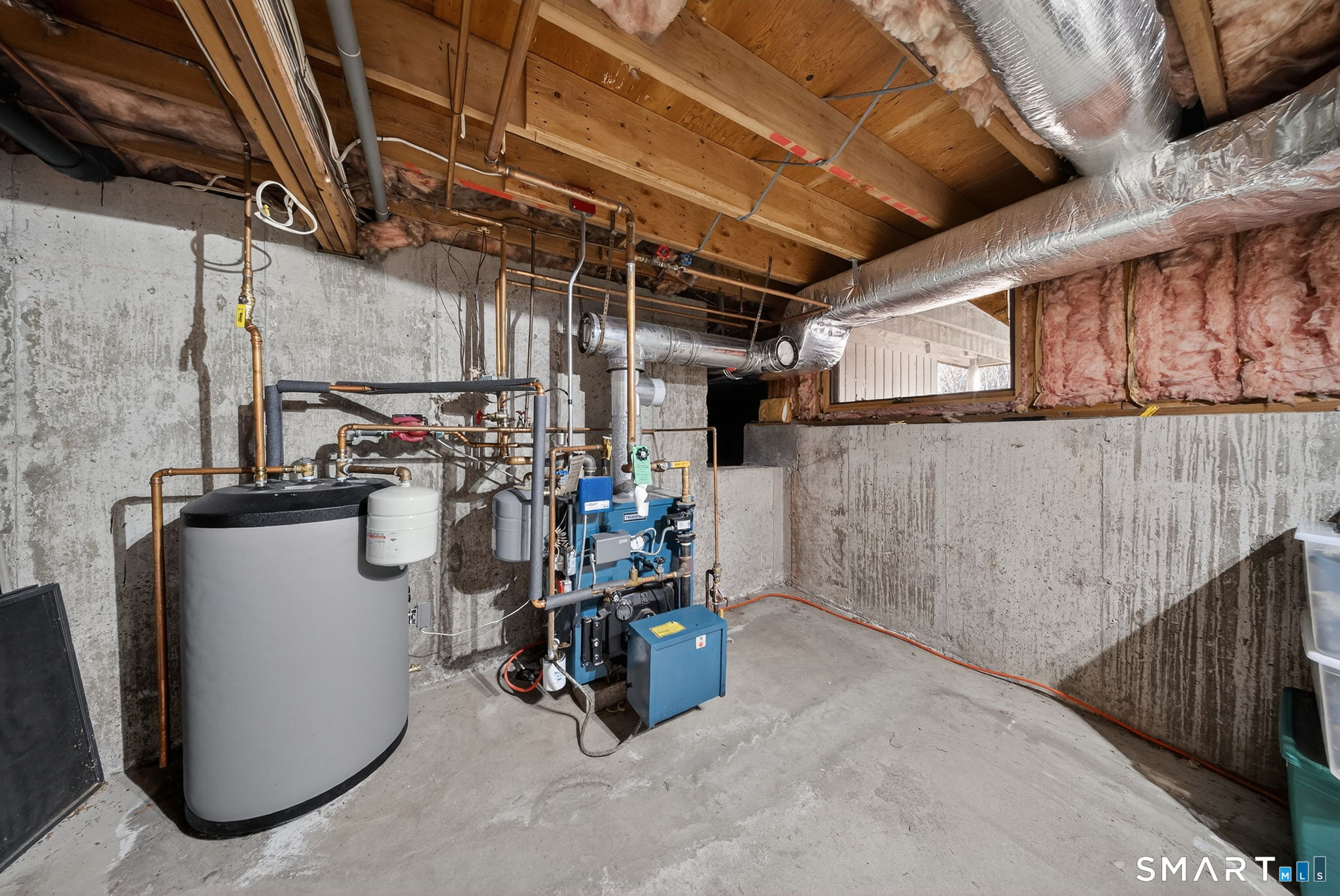 Photo 29 of 36 Farms Road, Avon, CT