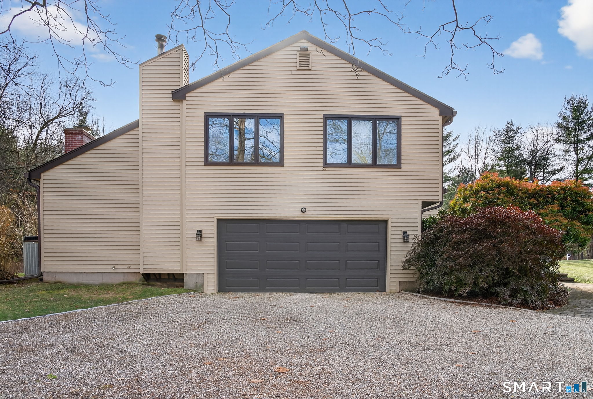 Photo 34 of 36 Farms Road, Avon, CT