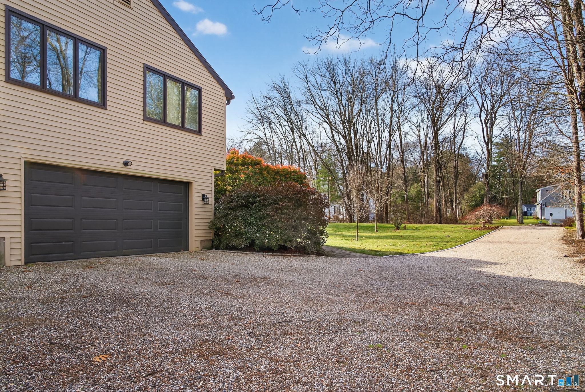 Homes for sale in Avon, CT | 36 N Farms Rd, Avon, CT 06001 | MLS# 24147092