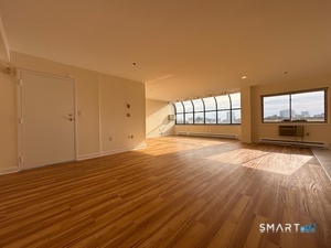 1611 Washington Boulevard, Unit PH A