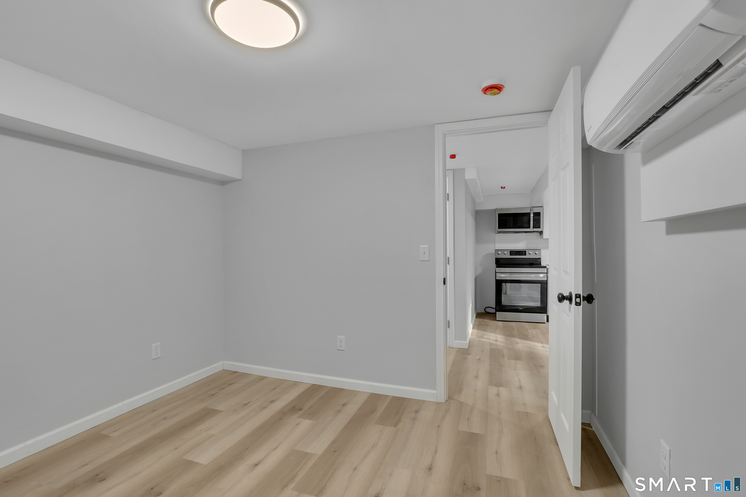 Photo 23 of 194 Hartford Road, Manchester, CT