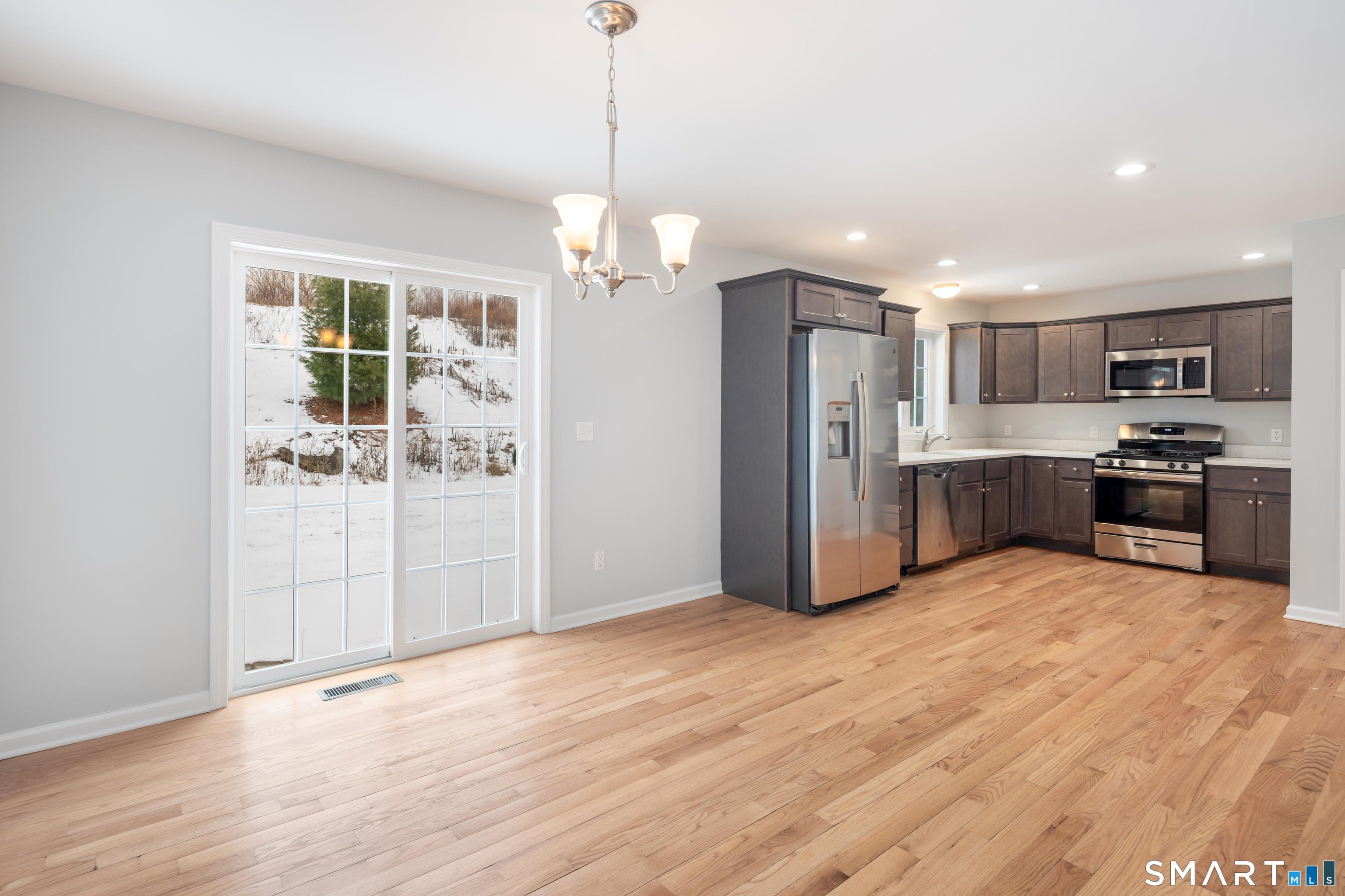 Photo 5 of 26 Rowland Farm Road, Oxford, CT