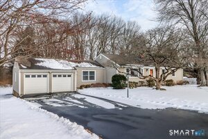 43 Woodmere Drive