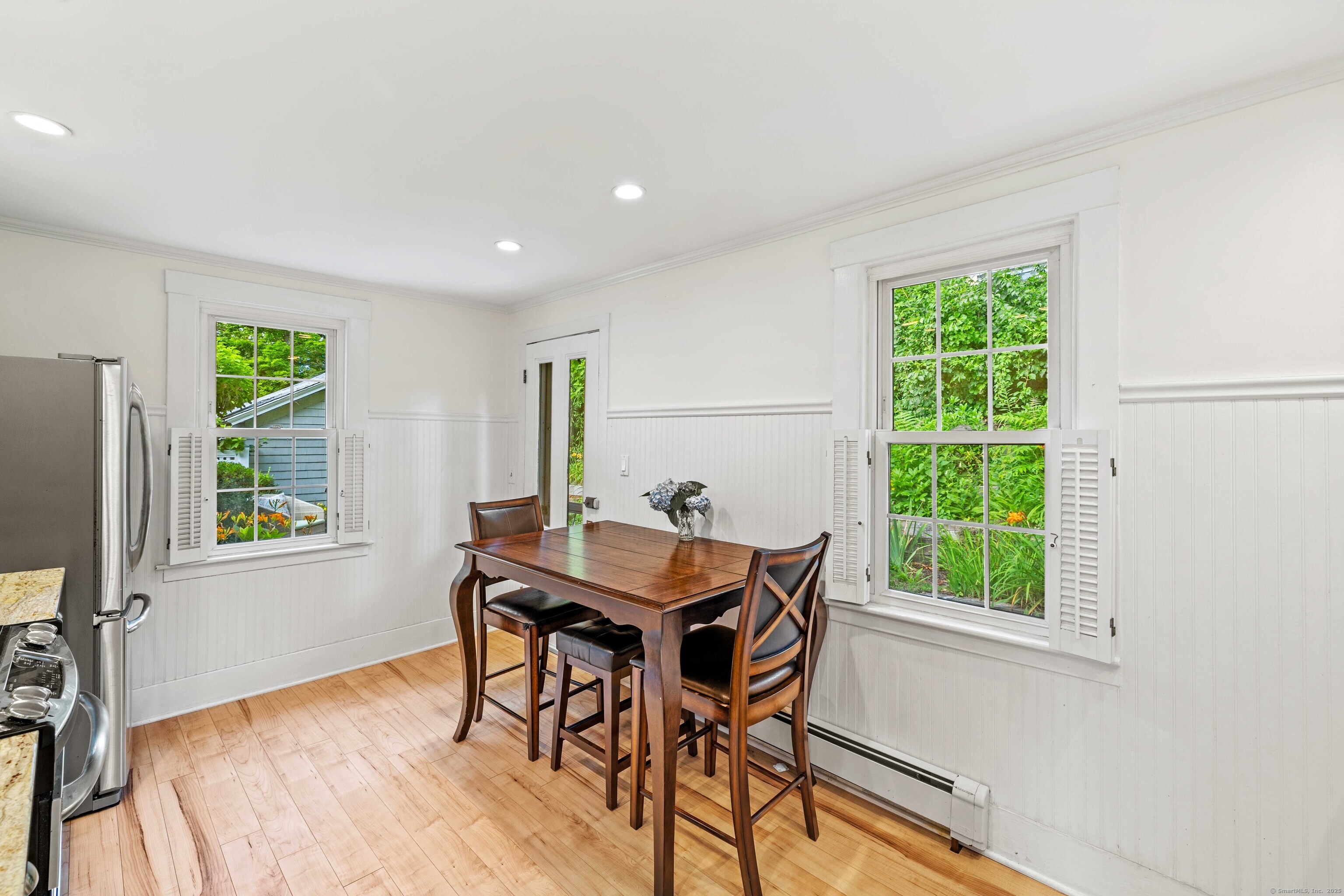 Photo 19 of 16 Main Street, Essex, CT