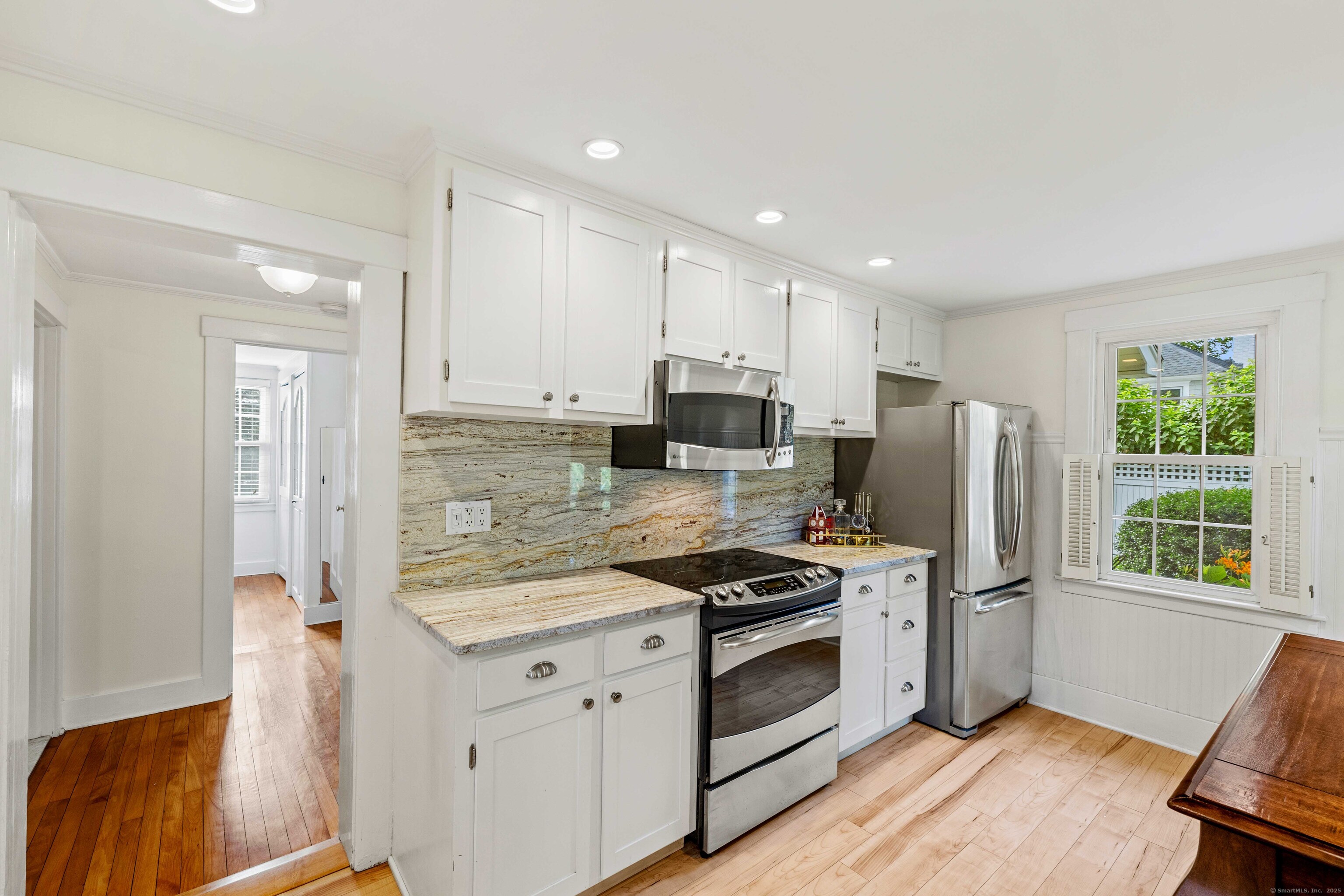 Photo 20 of 16 Main Street, Essex, CT