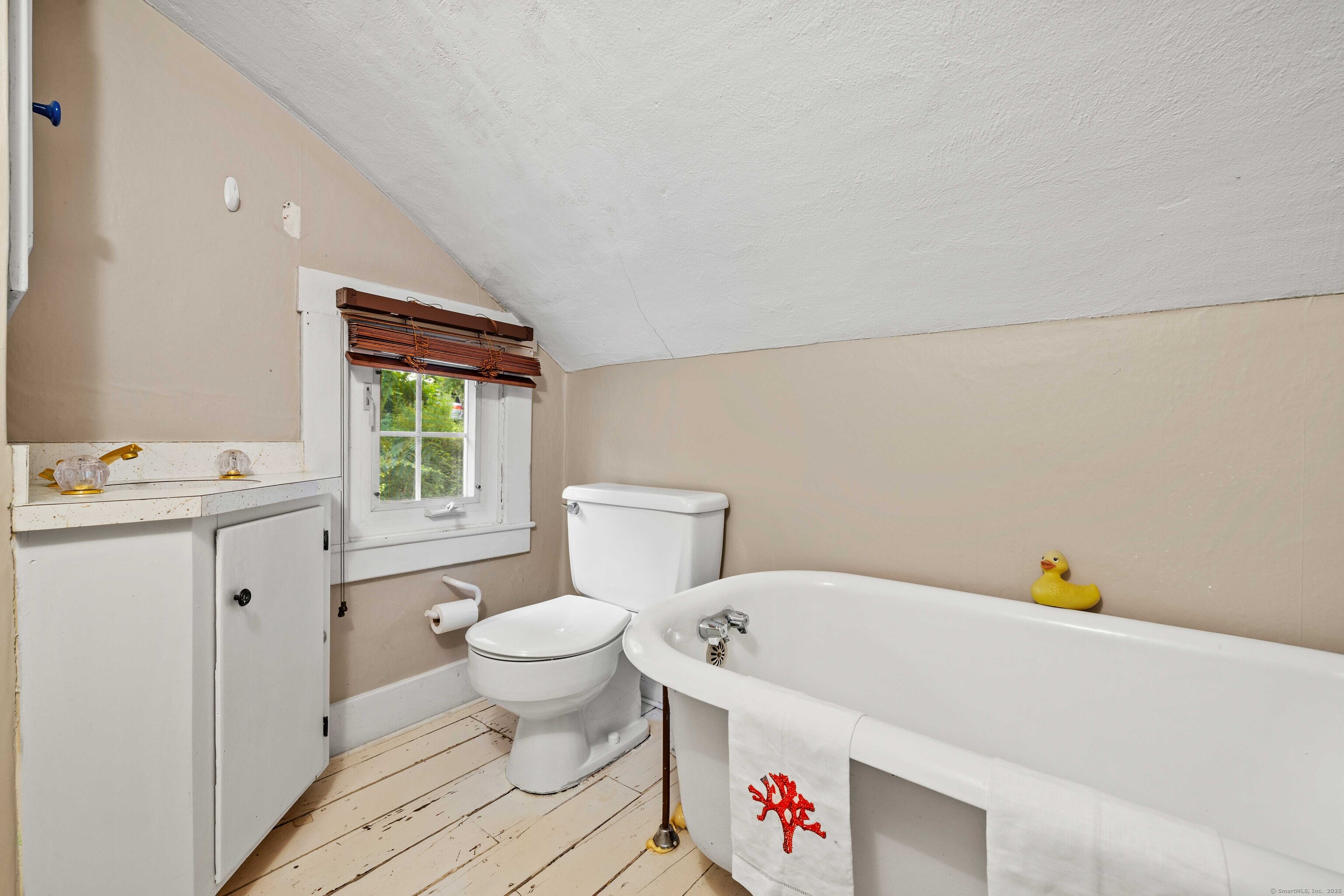 Photo 27 of 16 Main Street, Essex, CT