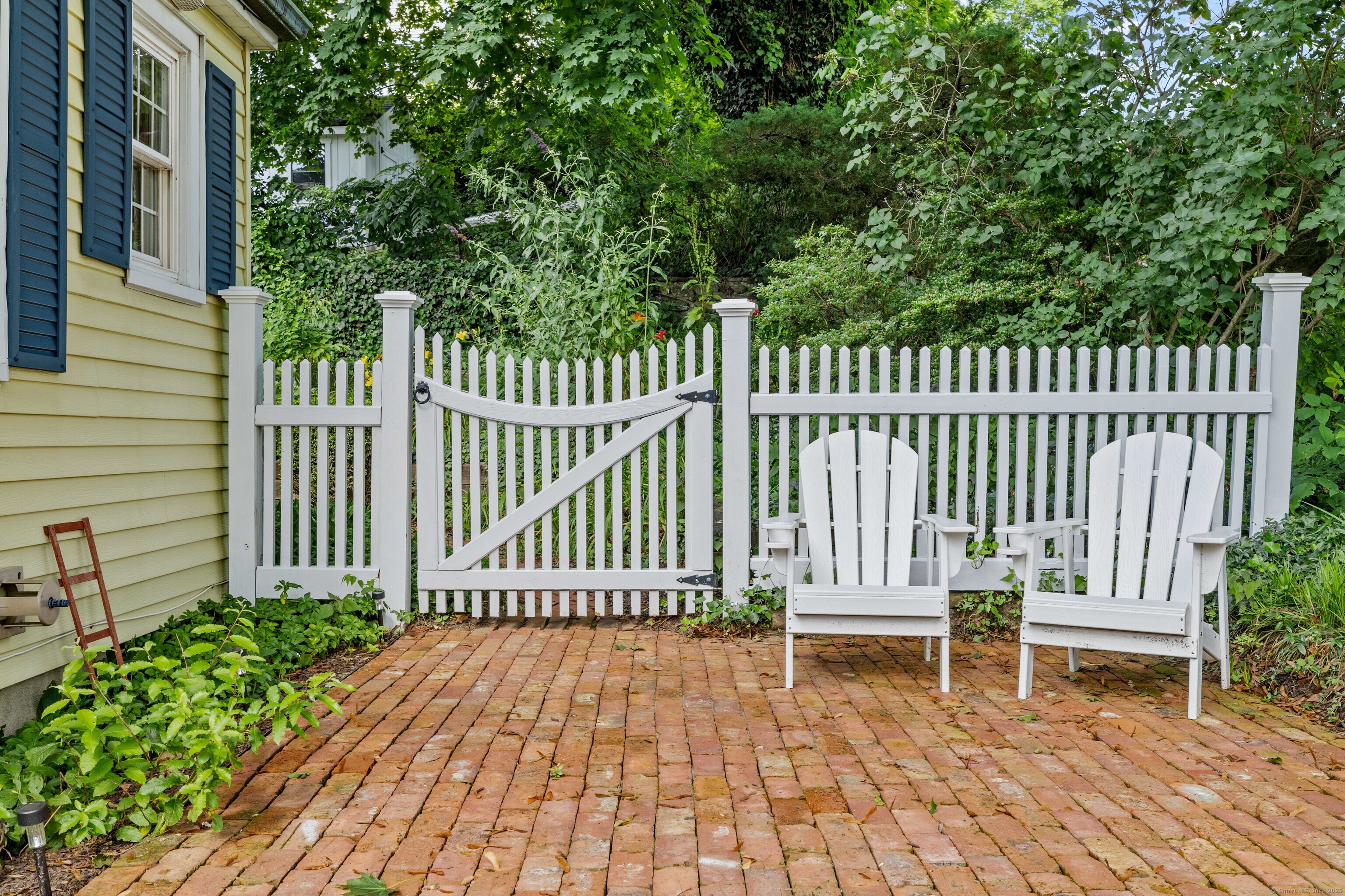 Photo 36 of 16 Main Street, Essex, CT