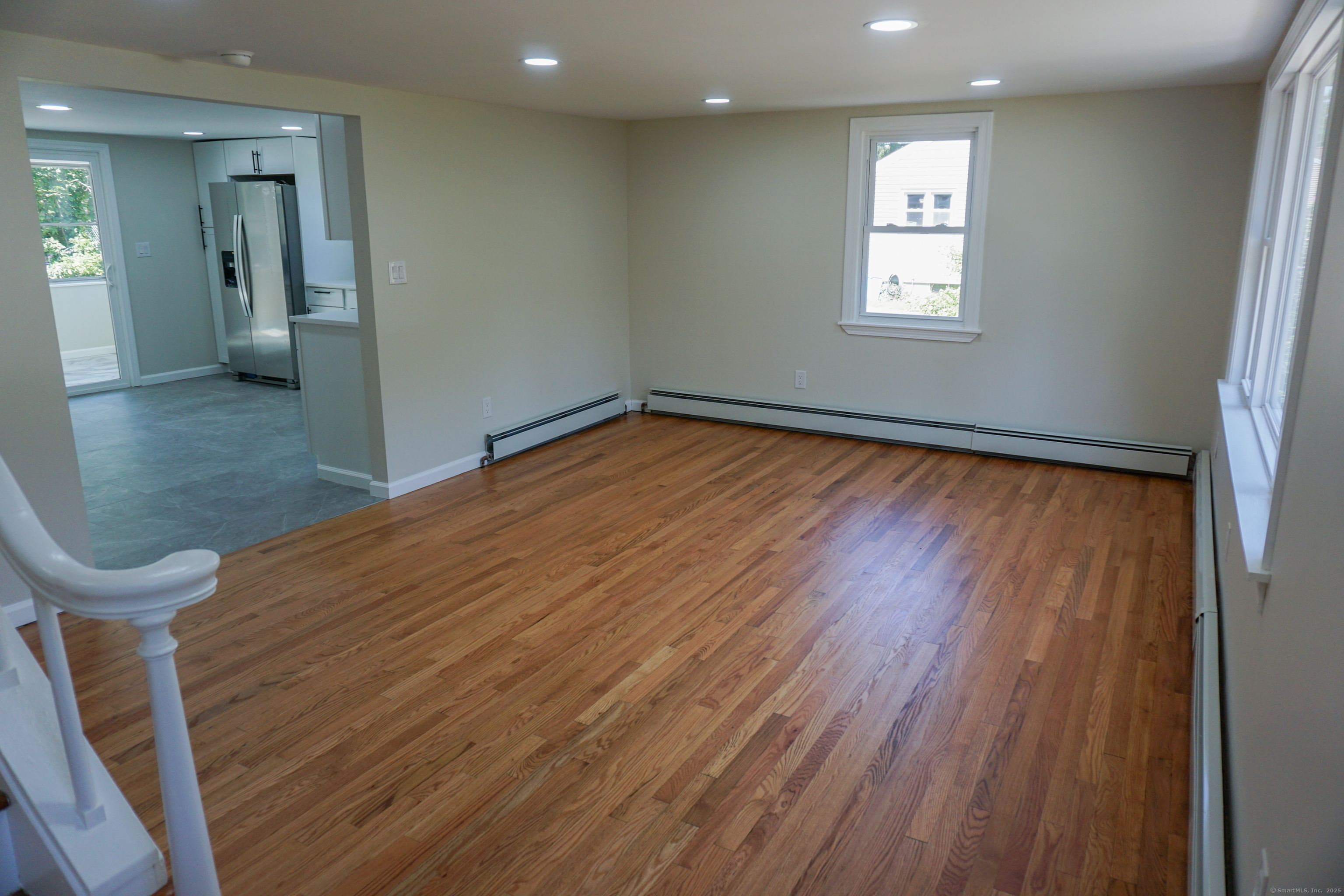 Homes for sale in Naugatuck, CT | 418 Horton Hill Rd, Naugatuck, CT 06770 | MLS# 24147665