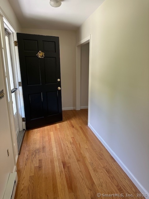 Photo 2 of 679 New Norwalk Road, New Canaan, CT