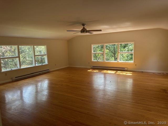 Photo 3 of 679 New Norwalk Road, New Canaan, CT