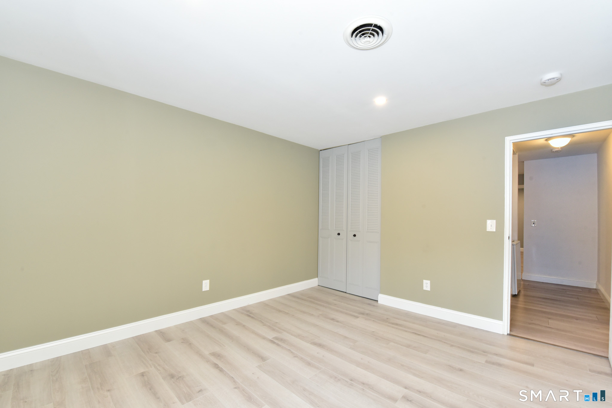 Photo 15 of 28 Mill Hill Road, Fairfield, CT