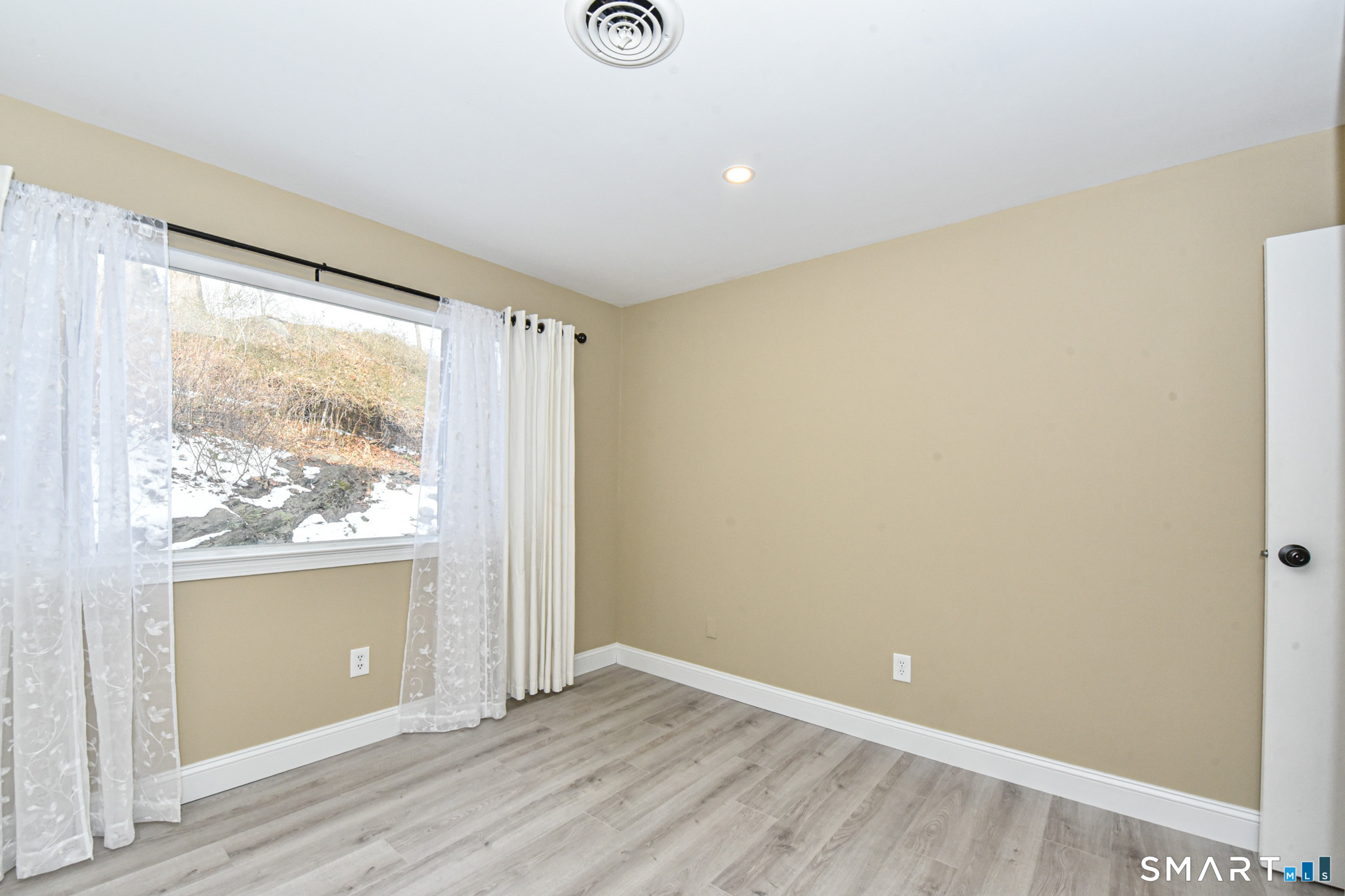 Photo 18 of 28 Mill Hill Road, Fairfield, CT