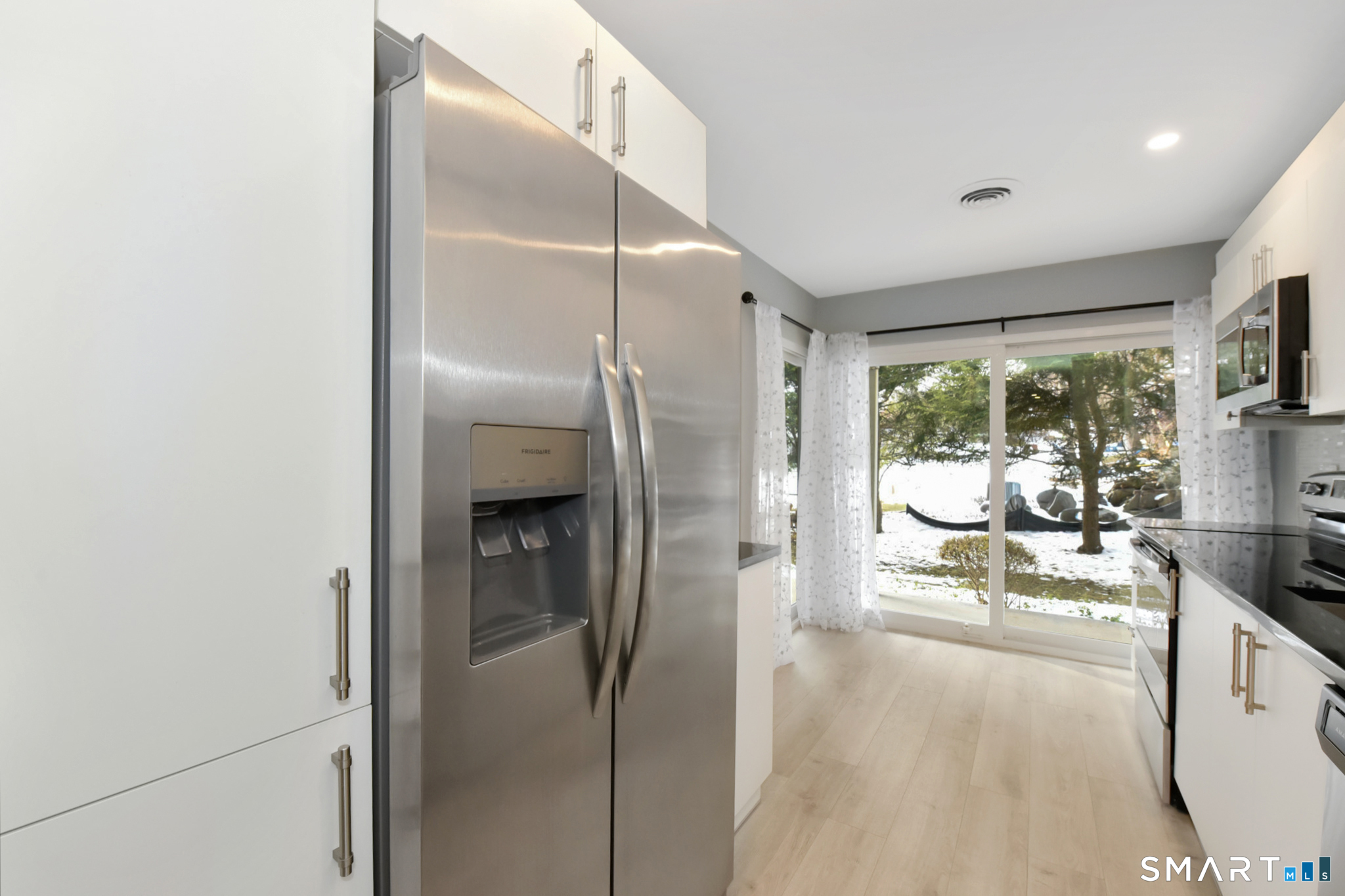 Photo 7 of 28 Mill Hill Road, Fairfield, CT