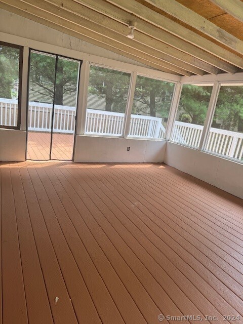 Photo 15 of 655 West Avenue, Milford, CT