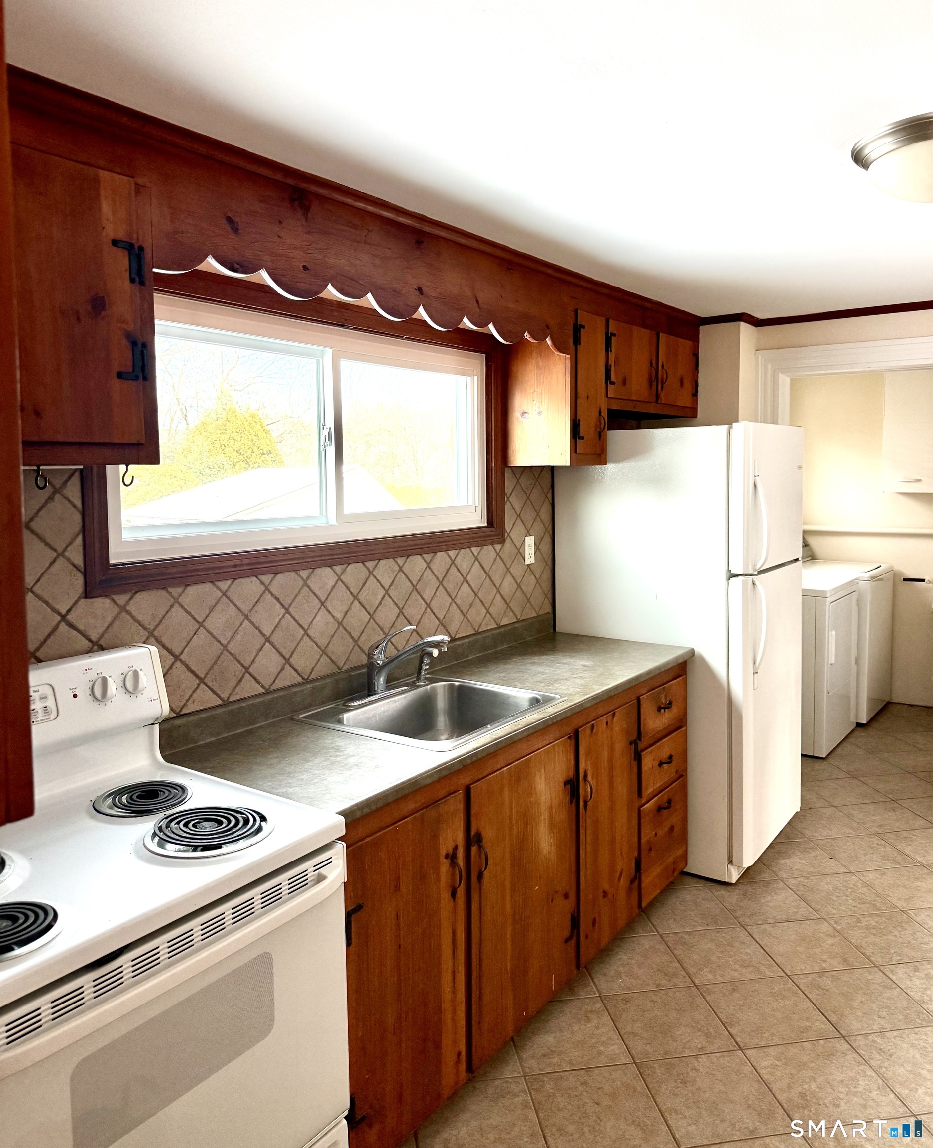 Photo 7 of 4 Smith Street, Redding, CT