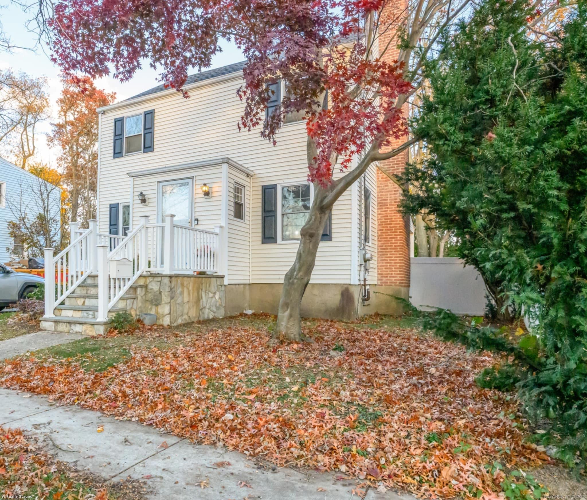 Homes for sale in Stratford, CT | 30 Winfield Dr, Stratford, CT 06615 | MLS# 24147806