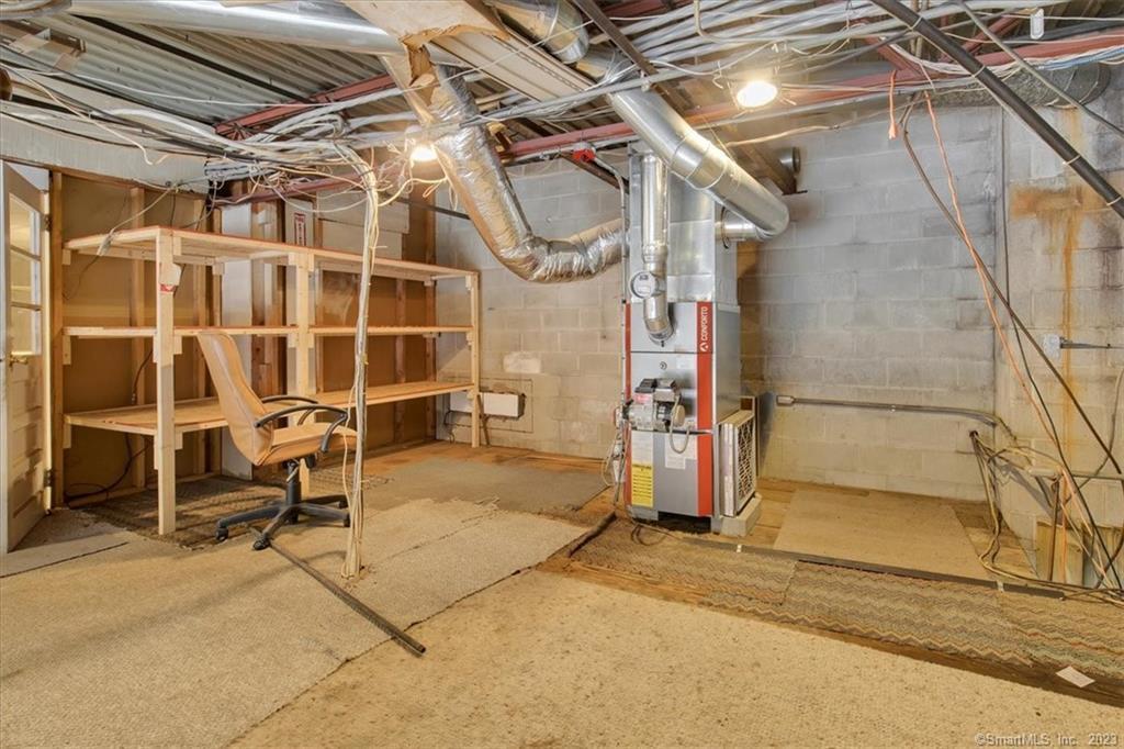 435 Salem, Bozrah, 06334, 0 , 0 ,0,Commercial For Lease,For Rent,Salem,0,24147934