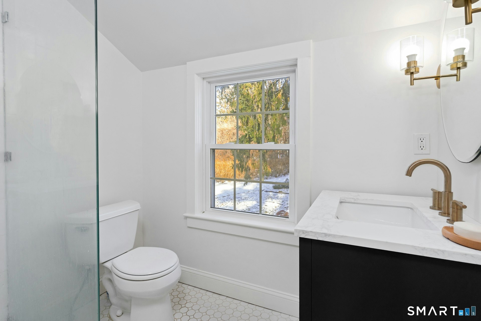 Photo 23 of 85 Stephen Mather Road, Darien, CT