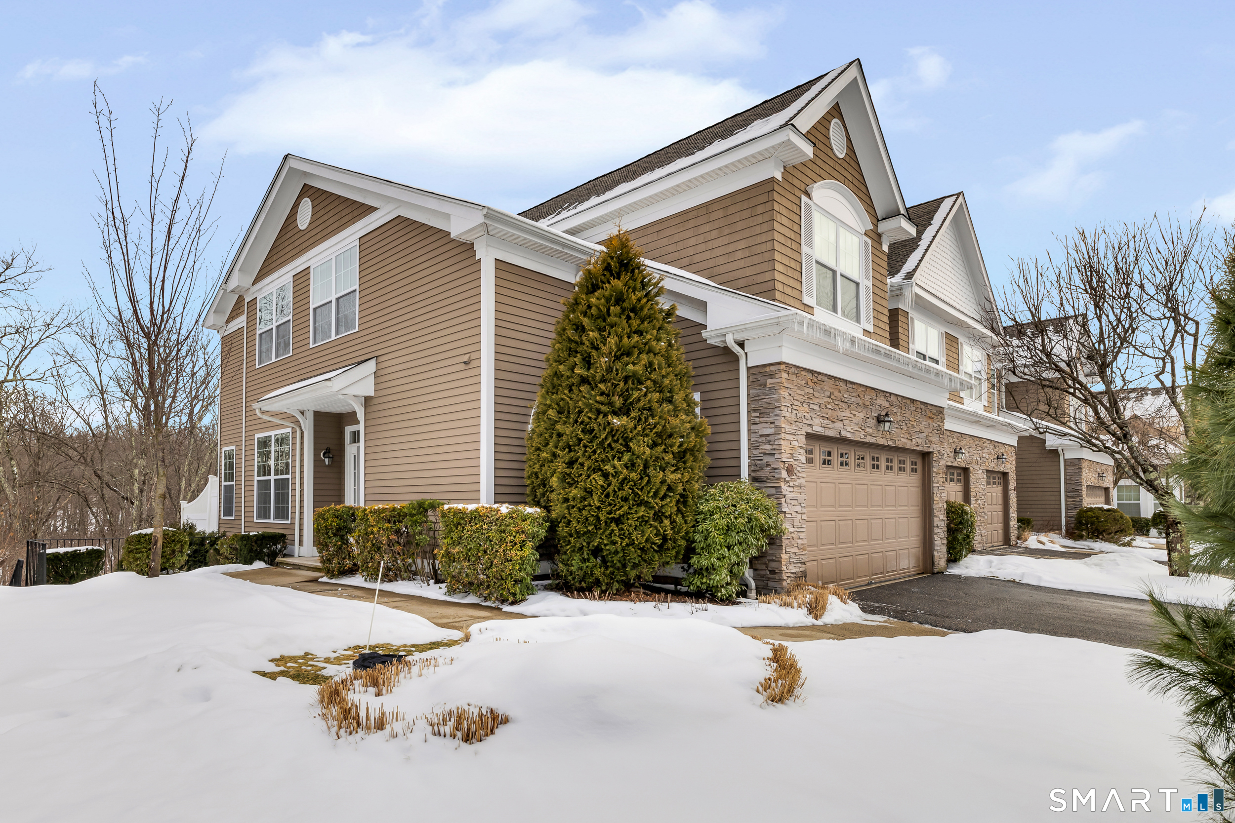 Homes for sale in Litchfield, CT | 162 Hunter Dr #162, Litchfield, CT 06759 | MLS# 24145572