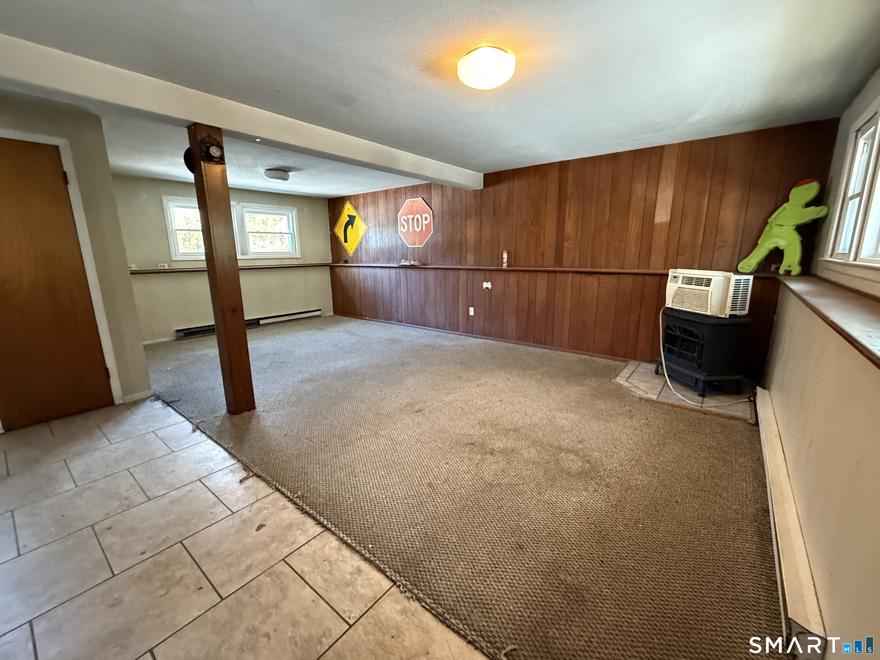 Homes for sale in East Lyme, CT | 39 Latimer Dr, East Lyme, CT 06333 | MLS# 24147185