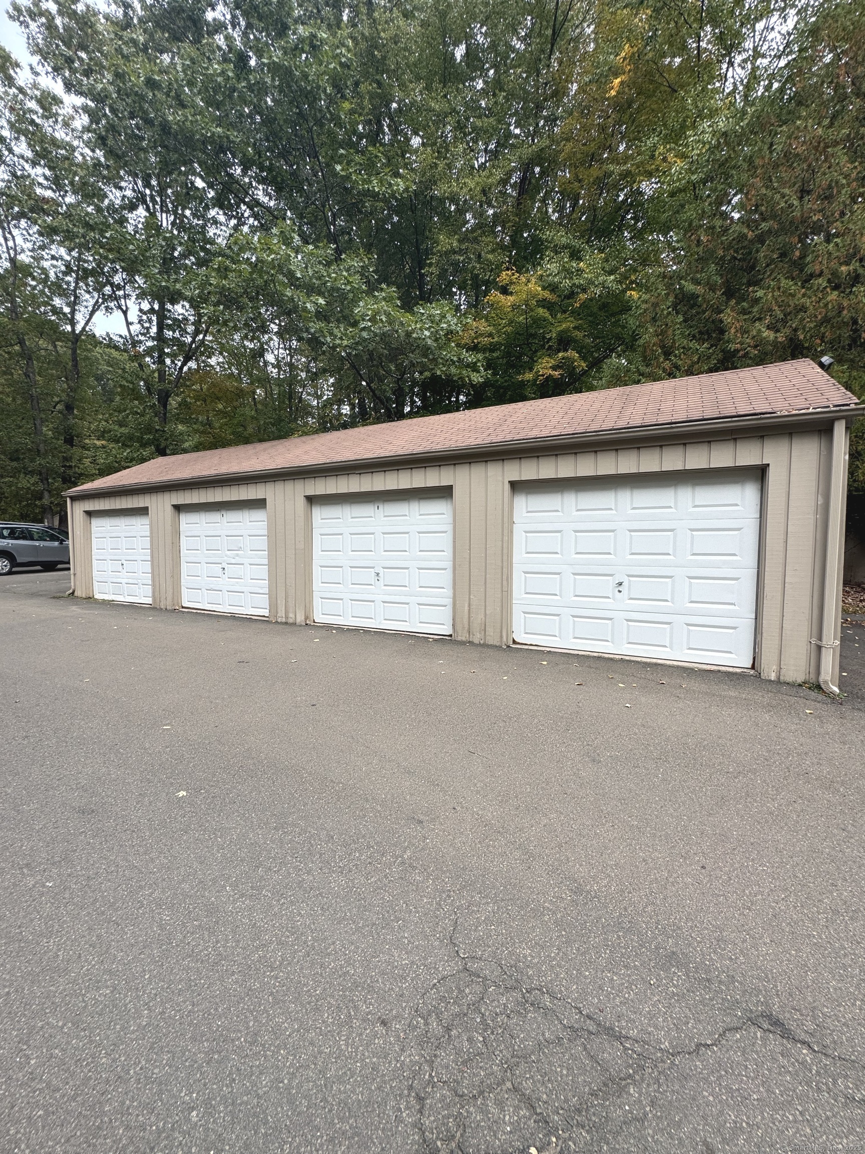 Homes for sale in Guilford, CT | 66 Mohawk Trl #66, Guilford, CT 06437 | MLS# 24148024