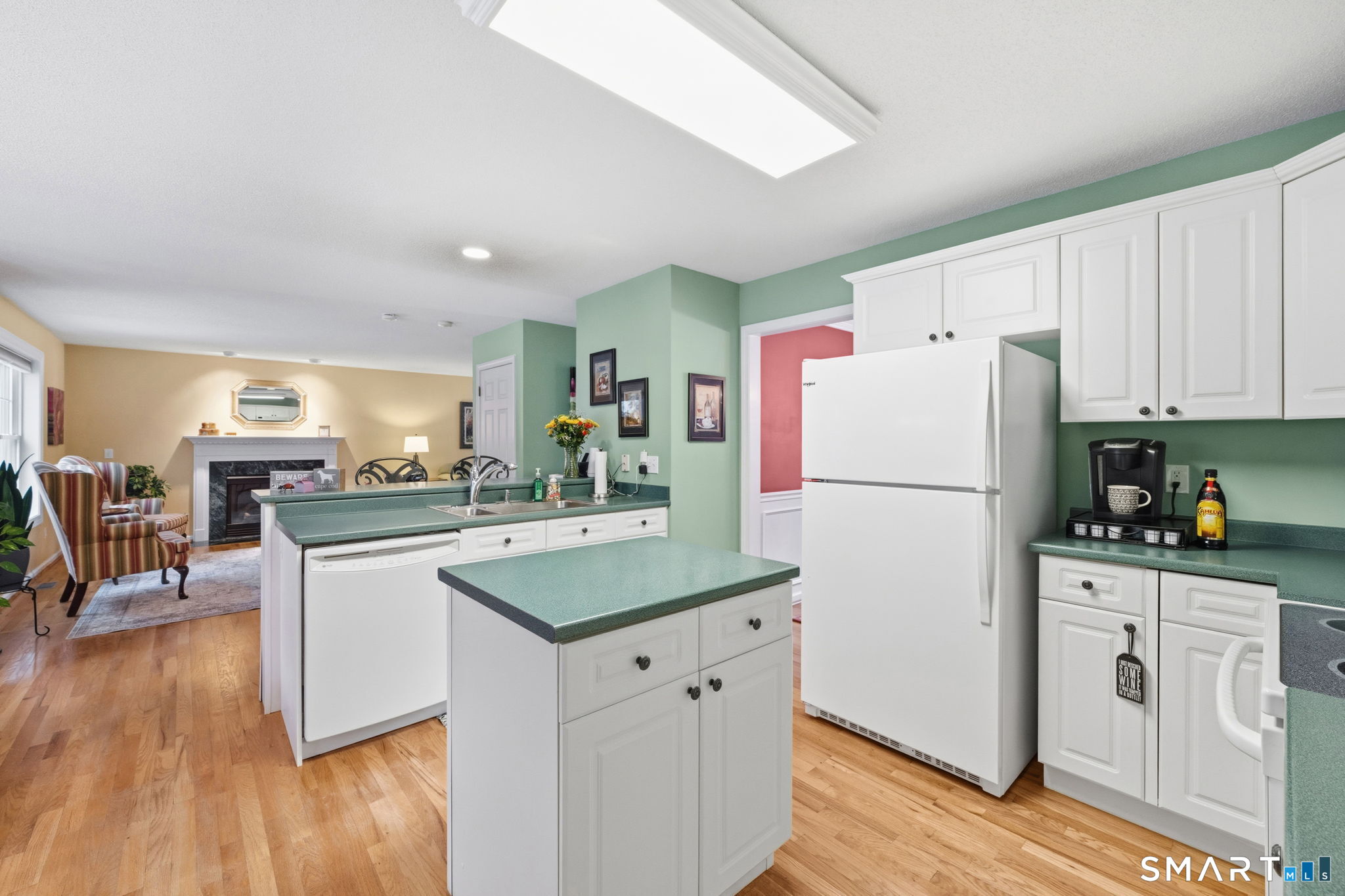 Photo 9 of 499 Woodmont Drive, Coventry, CT