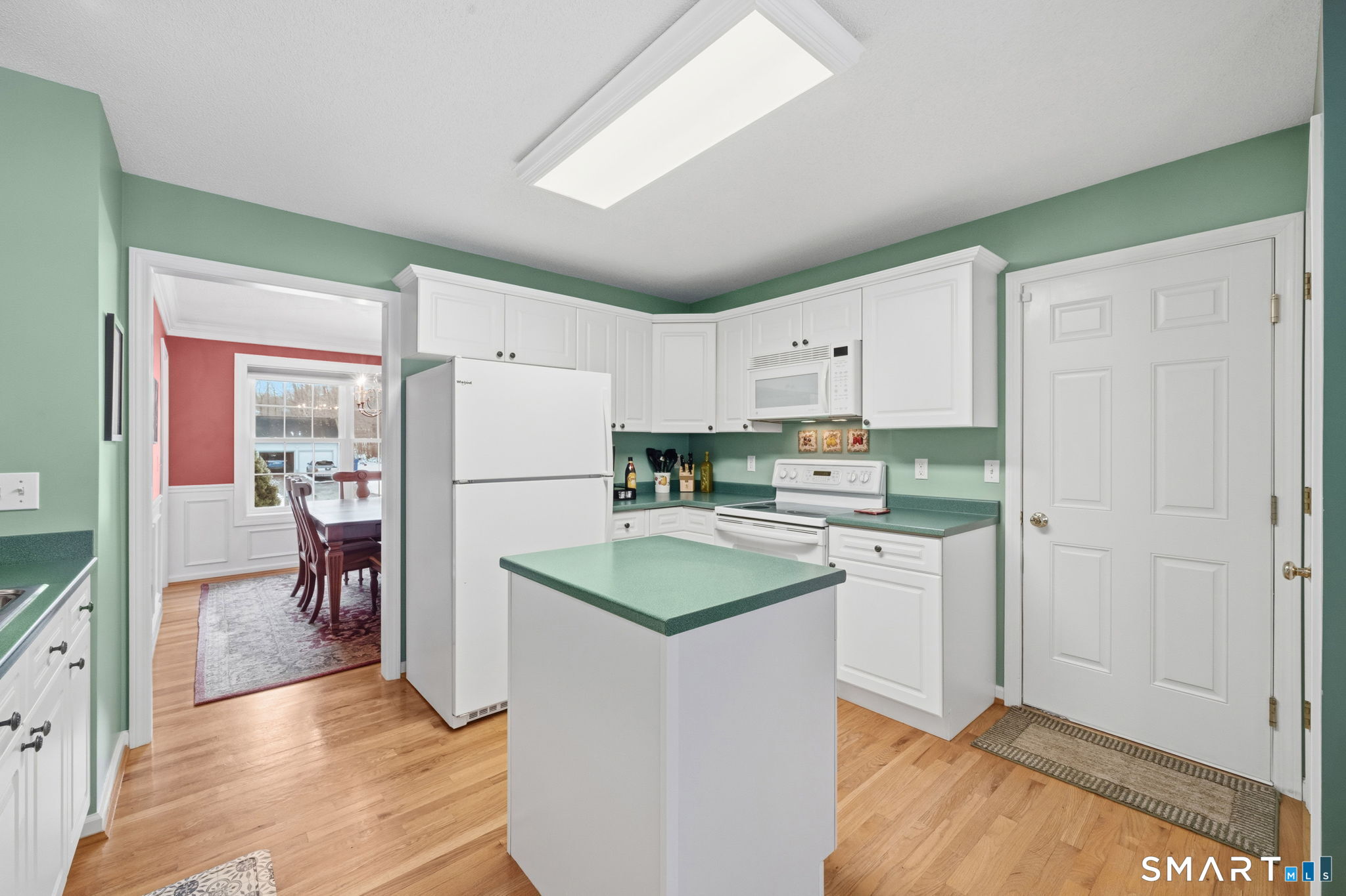 Photo 11 of 499 Woodmont Drive, Coventry, CT