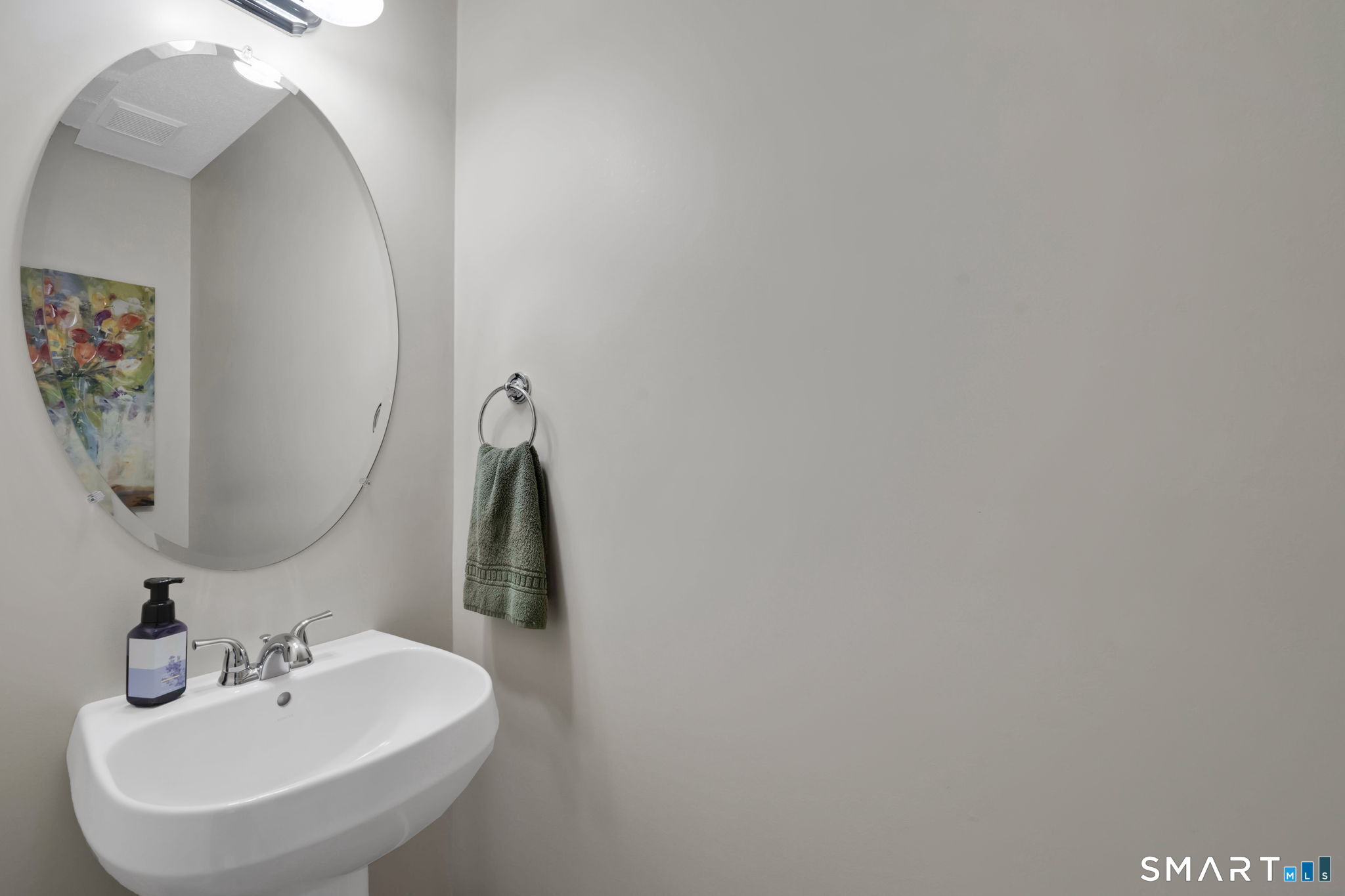 Photo 17 of 499 Woodmont Drive, Coventry, CT