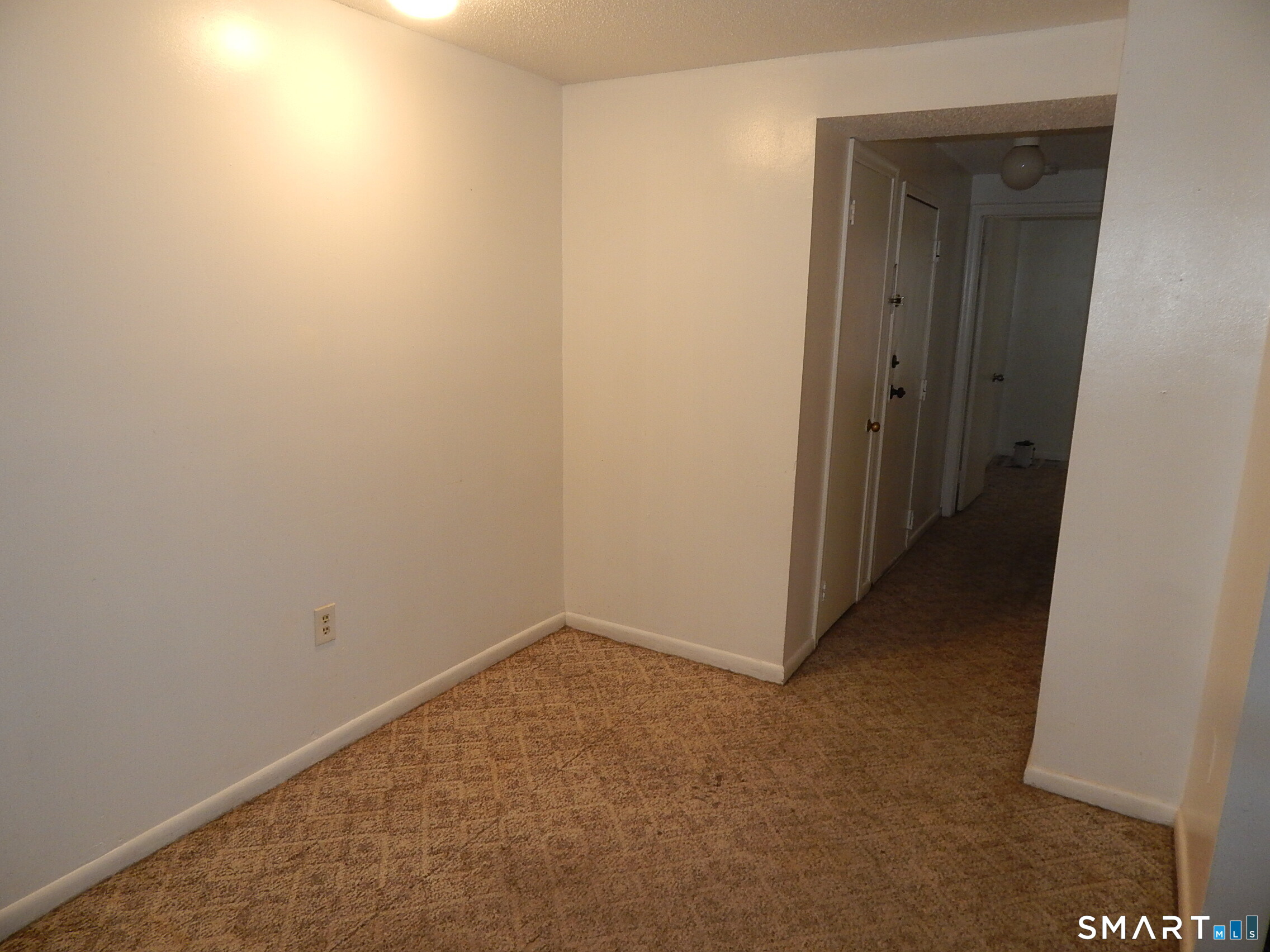 Homes for sale in Hartford, CT | 76 Van Block Ave #6-A, Hartford, CT 06106 | MLS# 24148005