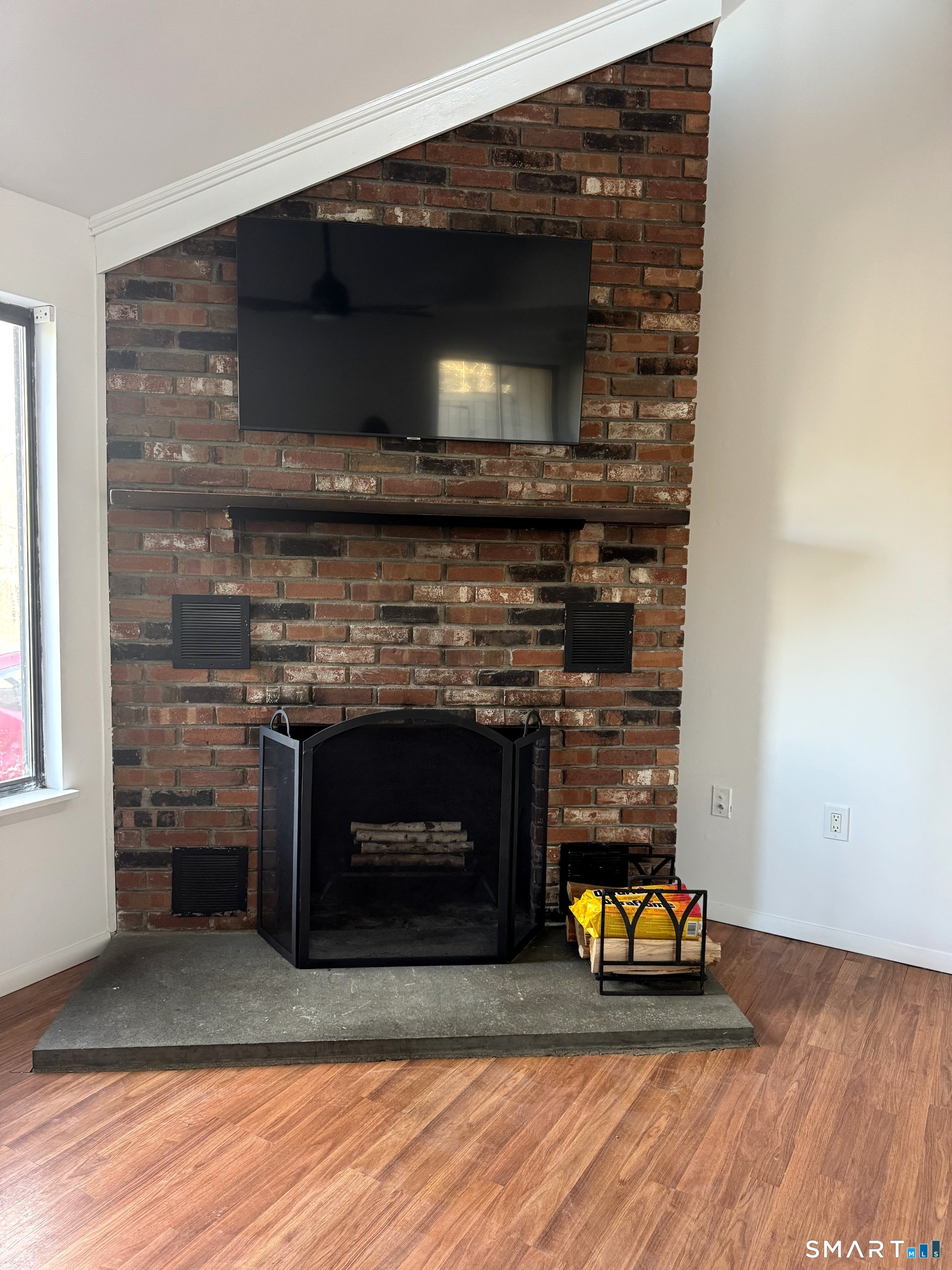 Homes for sale in Guilford, CT | 66 Mohawk Trl #66, Guilford, CT 06437 | MLS# 24148024