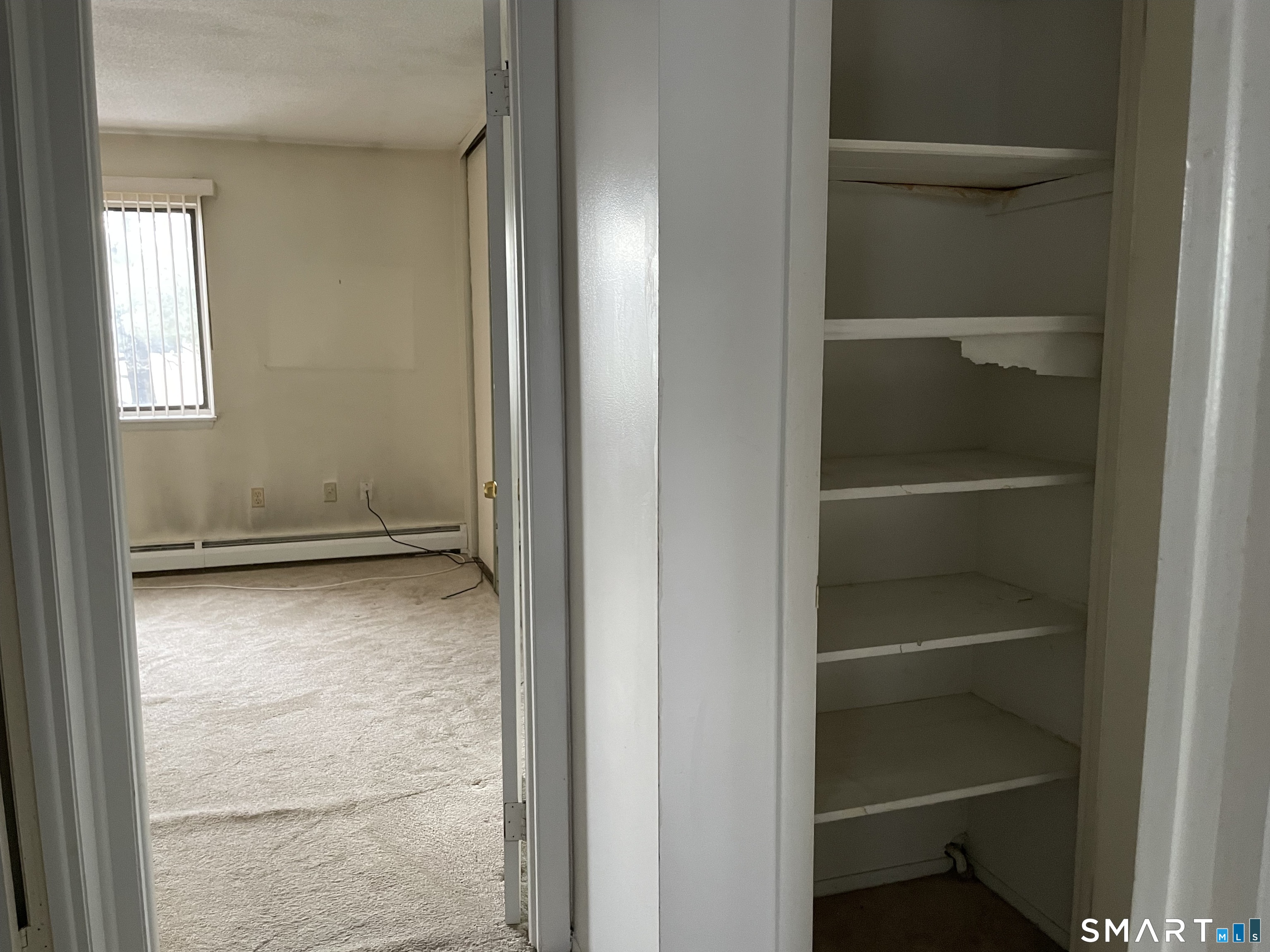 Photo 21 of 12 Sutton Place, Bloomfield, CT