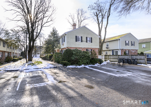 69 Maple Tree Avenue, Unit APT 2