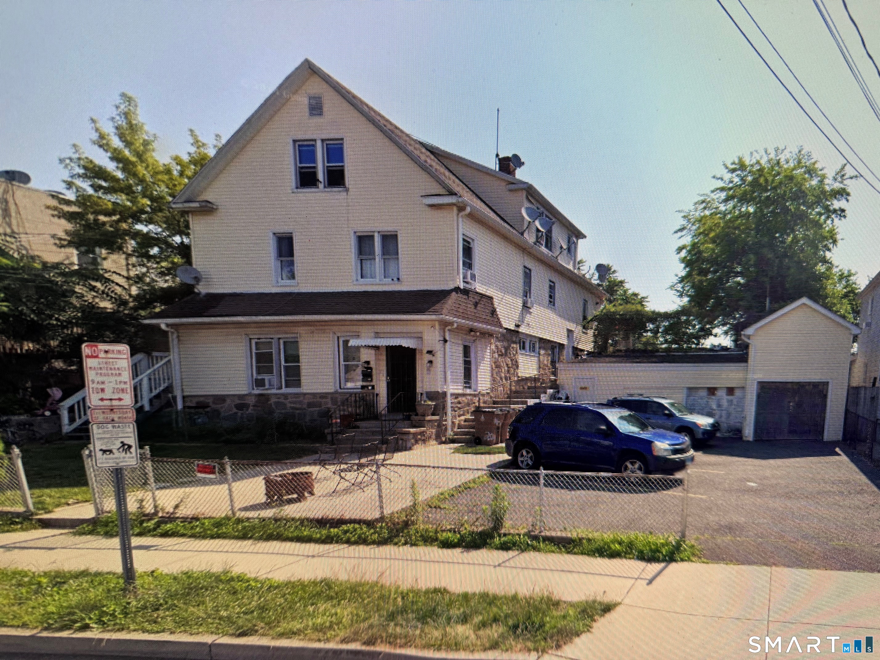 20 Wardwell Street, Stamford, Connecticut photo 1