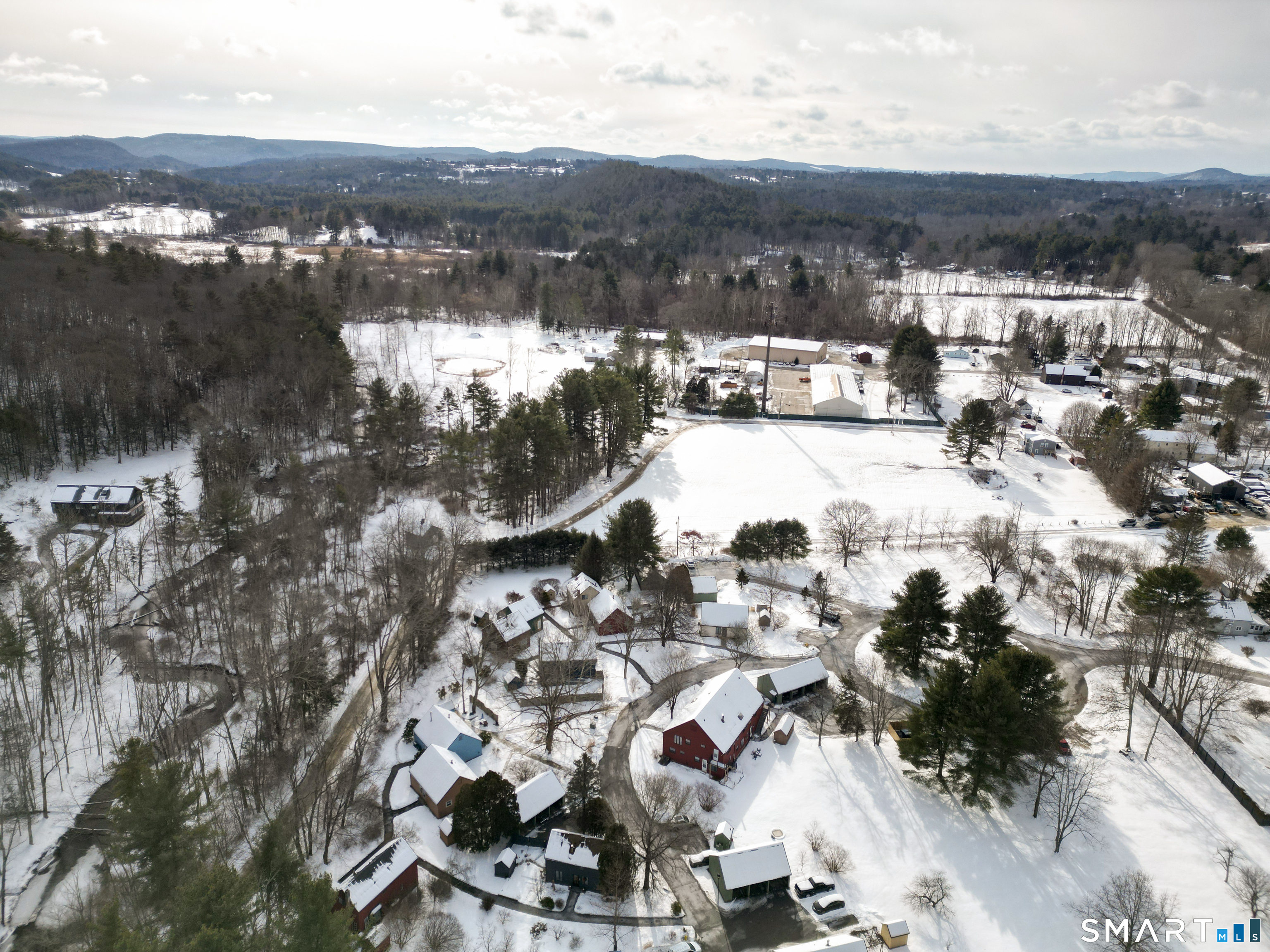 Photo 37 of 25 Fowler Street, Salisbury, CT