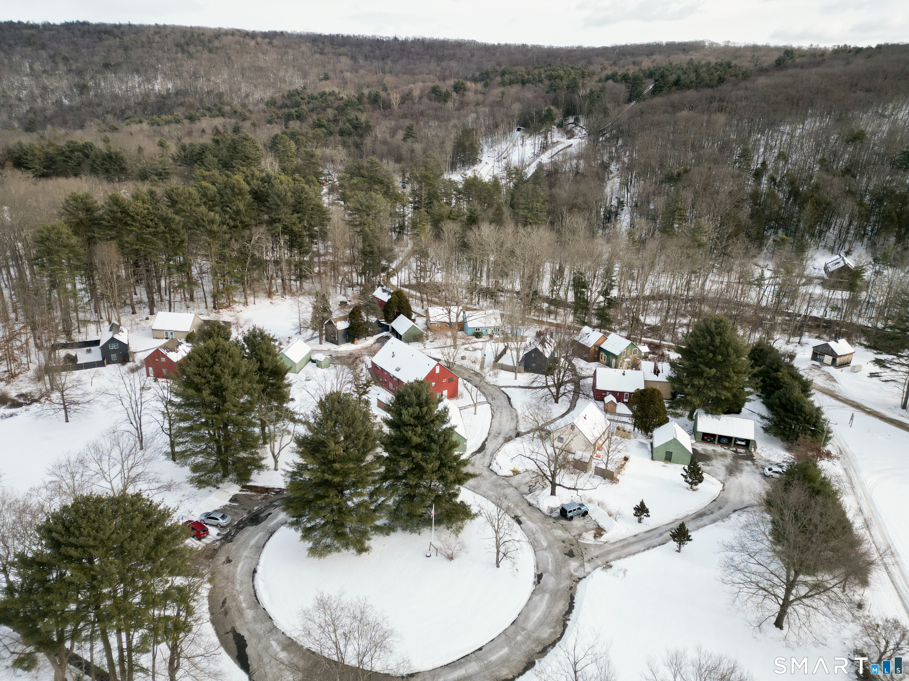 Photo 29 of 25 Fowler Street, Salisbury, CT