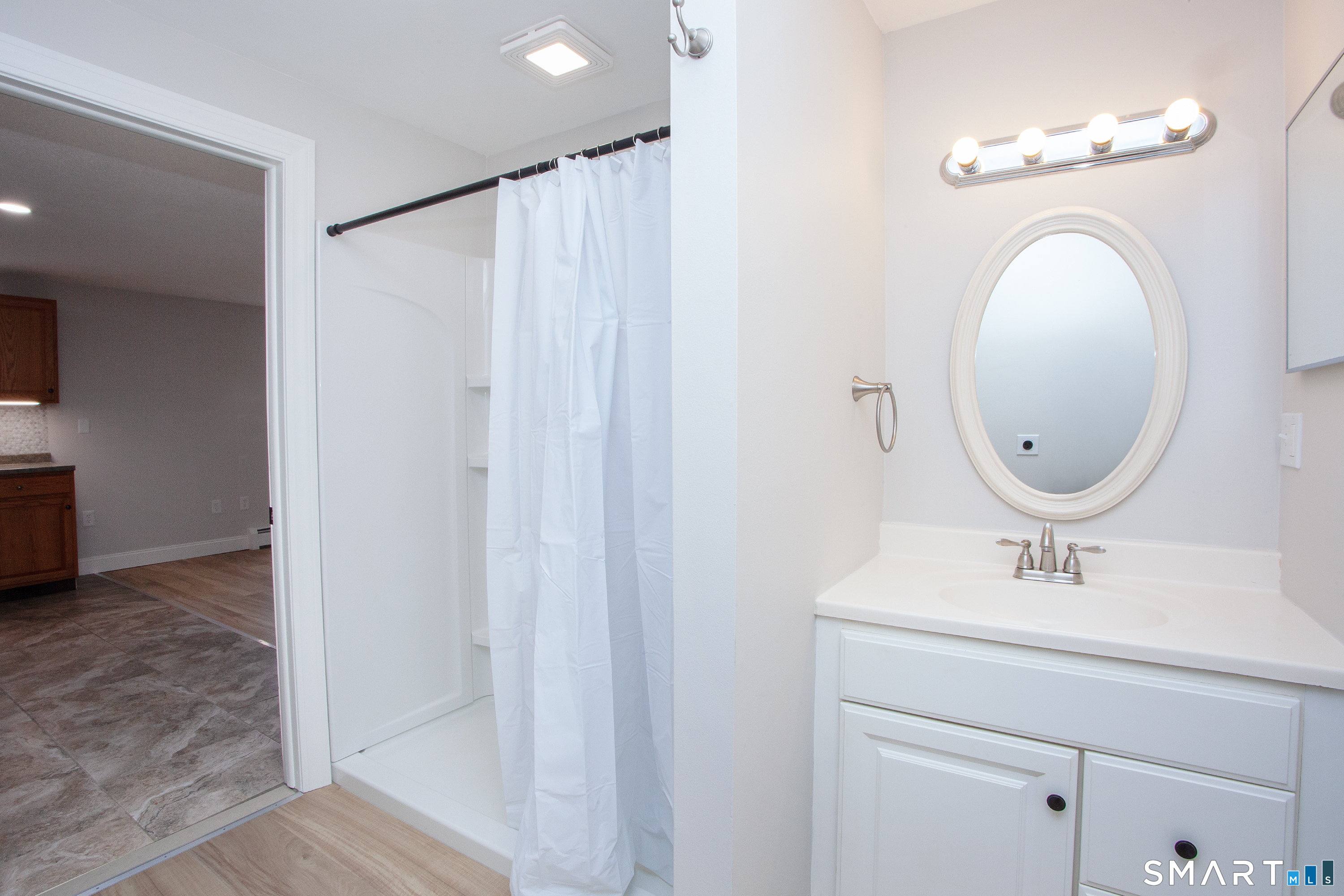 Photo 12 of 366 Albany Turnpike, Canton, CT