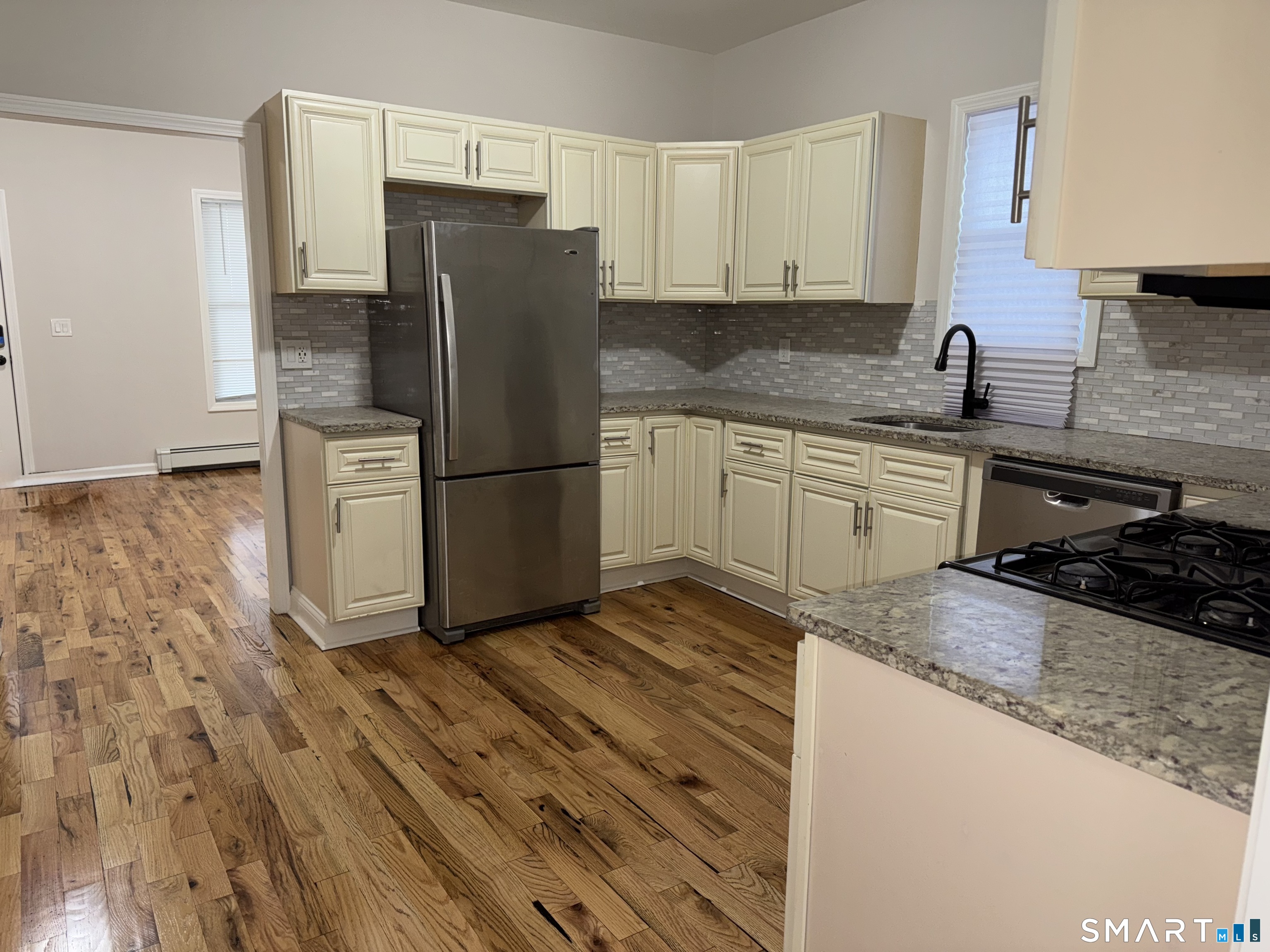 Homes for sale in Ansonia, CT | 39 Bassett St, Ansonia, CT 06401 | MLS# 24143022