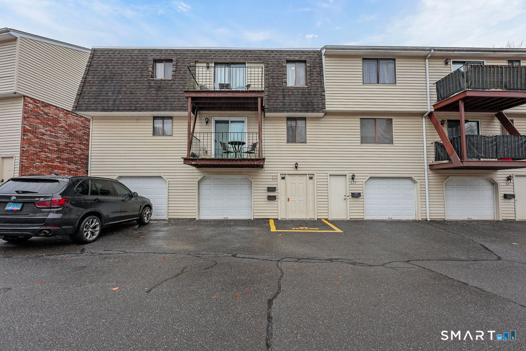 Homes for sale in Meriden, CT | 826 Blackstone Vlg #826, Meriden, CT 06450 | MLS# 24139328