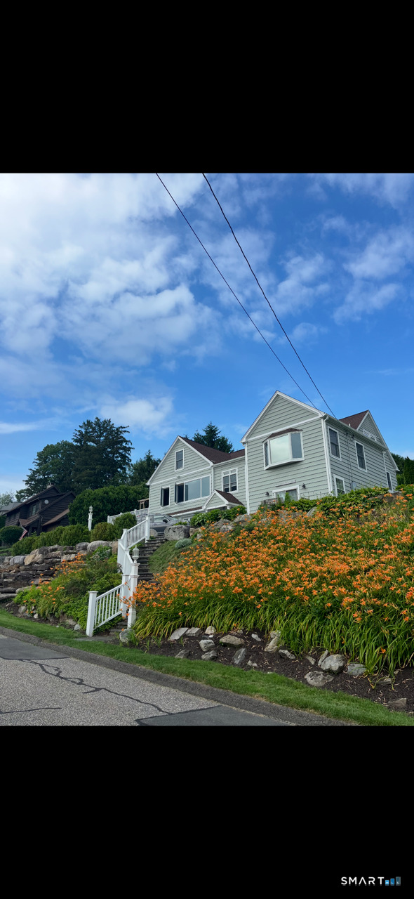 Homes for sale in New Milford, CT | 17 Meadow Ln, New Milford, CT 06776 | MLS# 24146856