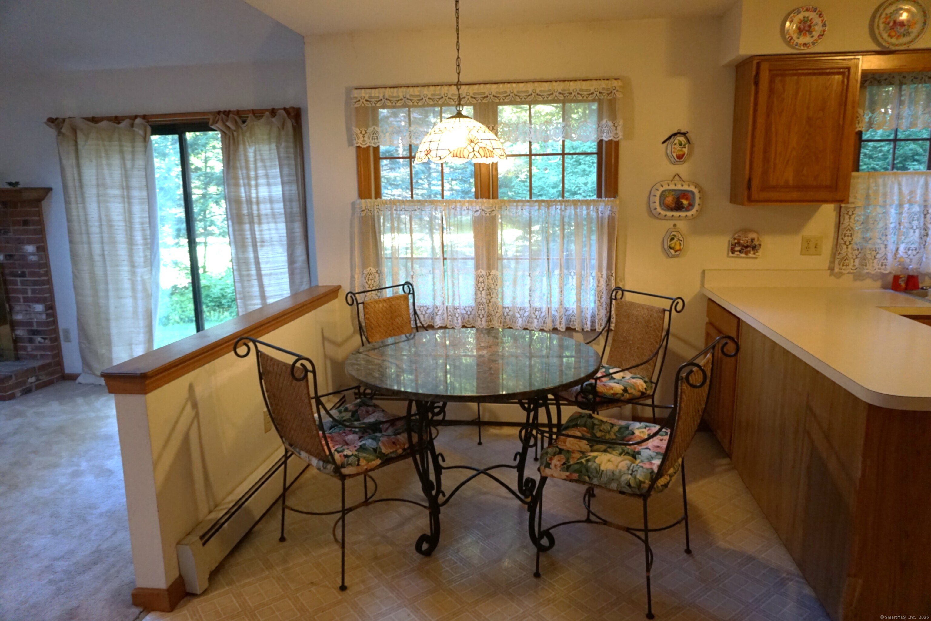 Homes for sale in Farmington, CT | 24 Green Woods Ln, Farmington, CT 06085 | MLS# 24148162