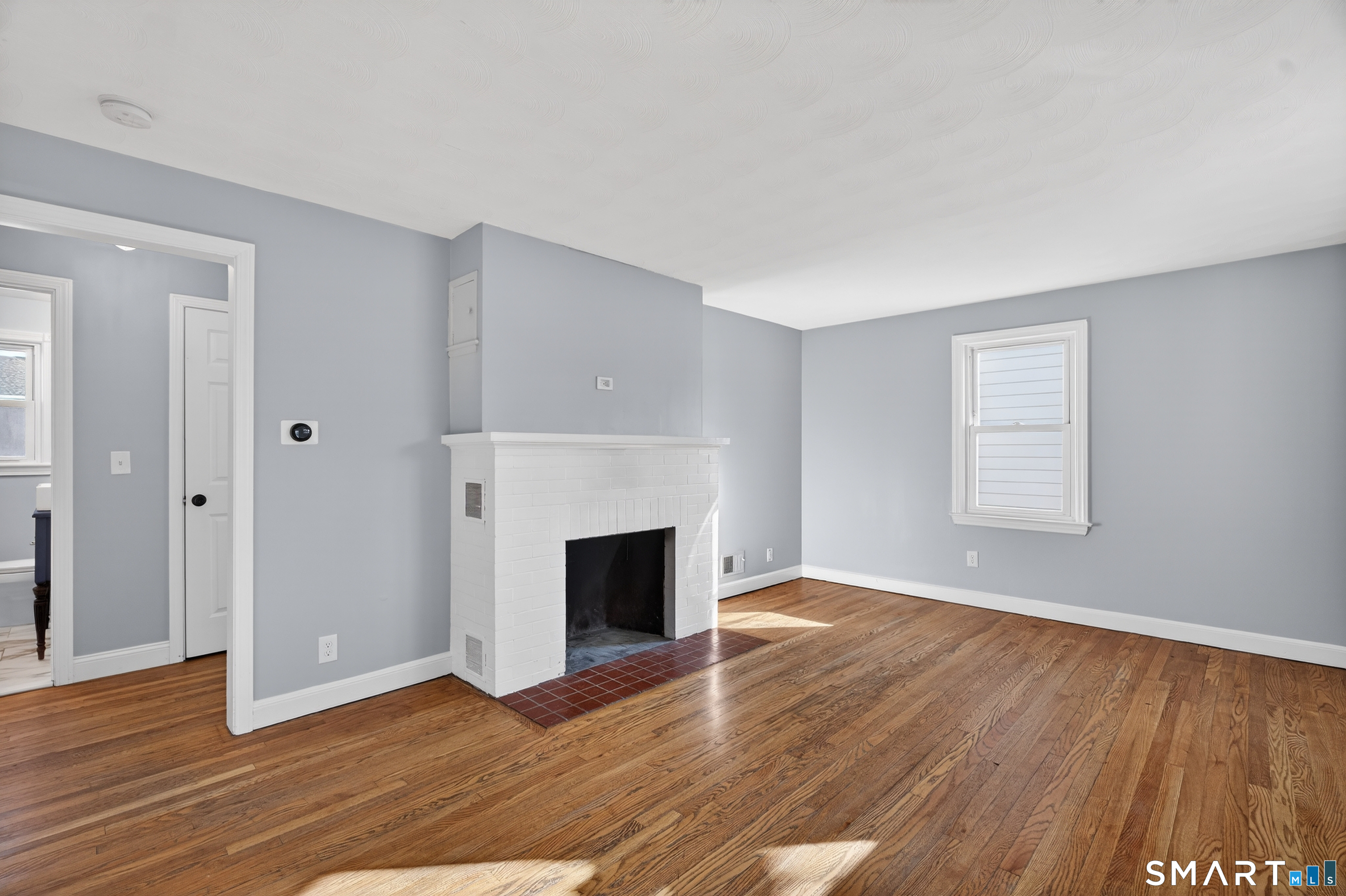 Homes for sale in Milford, CT | 29 Ormond St, Milford, CT 06461 | MLS# 24146176