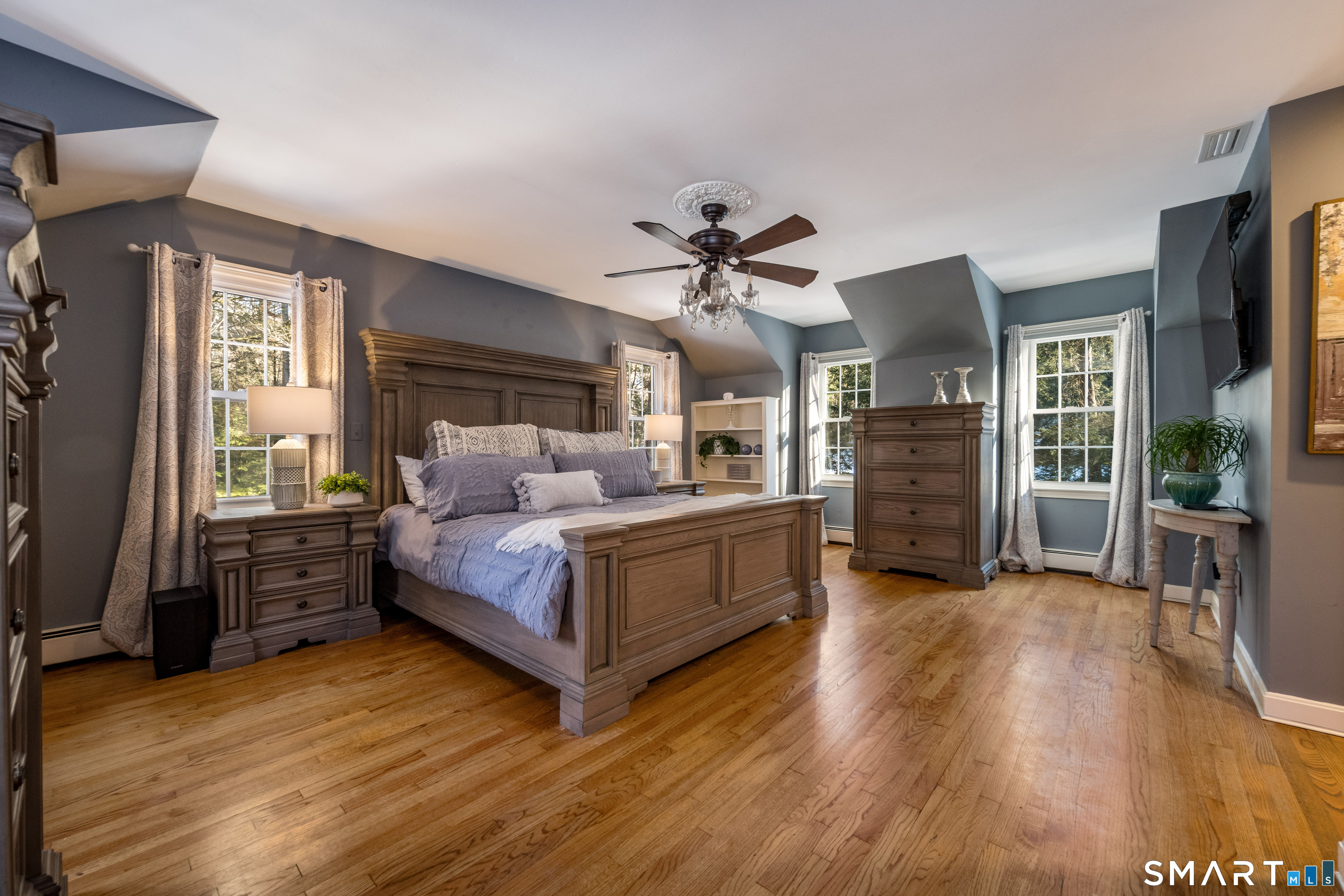 Photo 16 of 25 Lord Davis Lane, Avon, CT