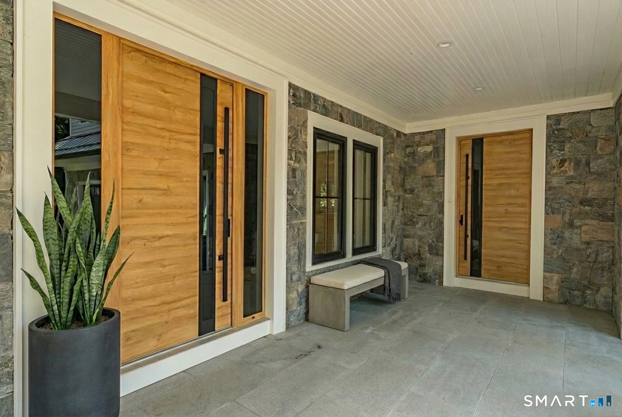 Homes for sale in Madison, CT | 132 Summer Hill Rd, Madison, CT 06443 | MLS# 24147482