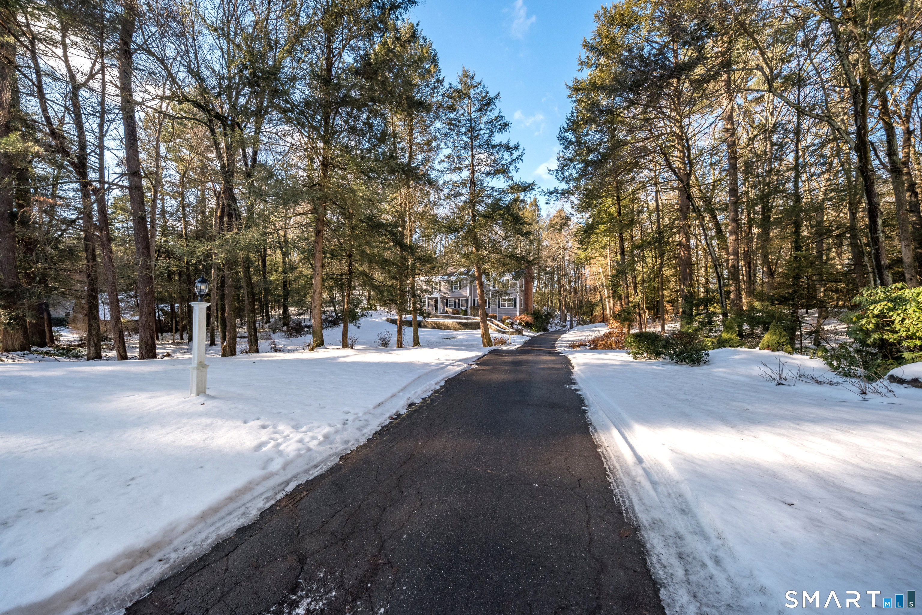 Photo 29 of 25 Lord Davis Lane, Avon, CT